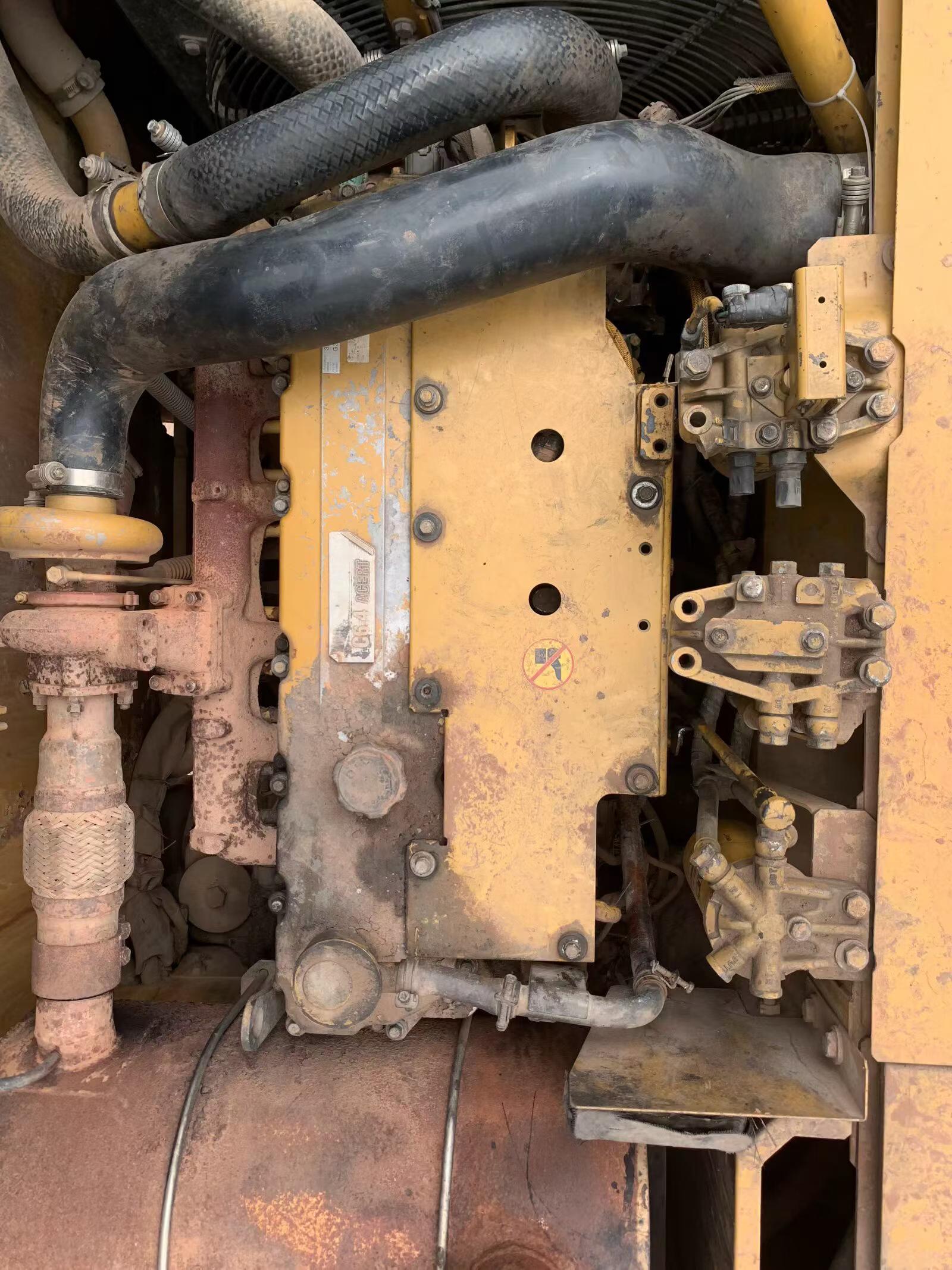 Buy Caterpillar 320D Used Excavator / 3 Buy Caterpillar 320D Used Excavator / 3