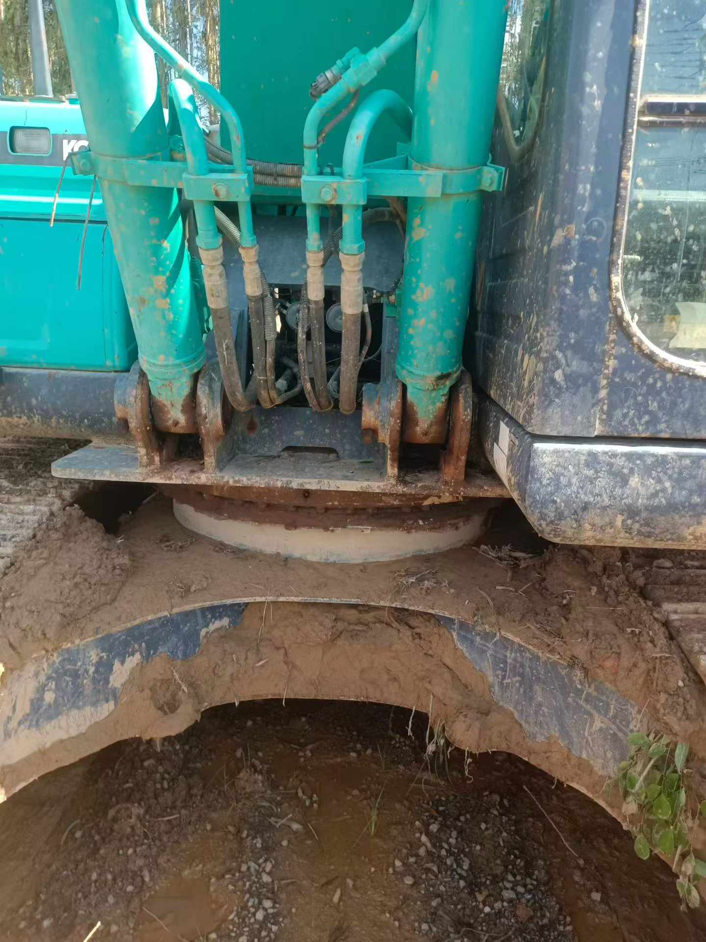 Buy Kobelco SK200 Used Excavator / 8