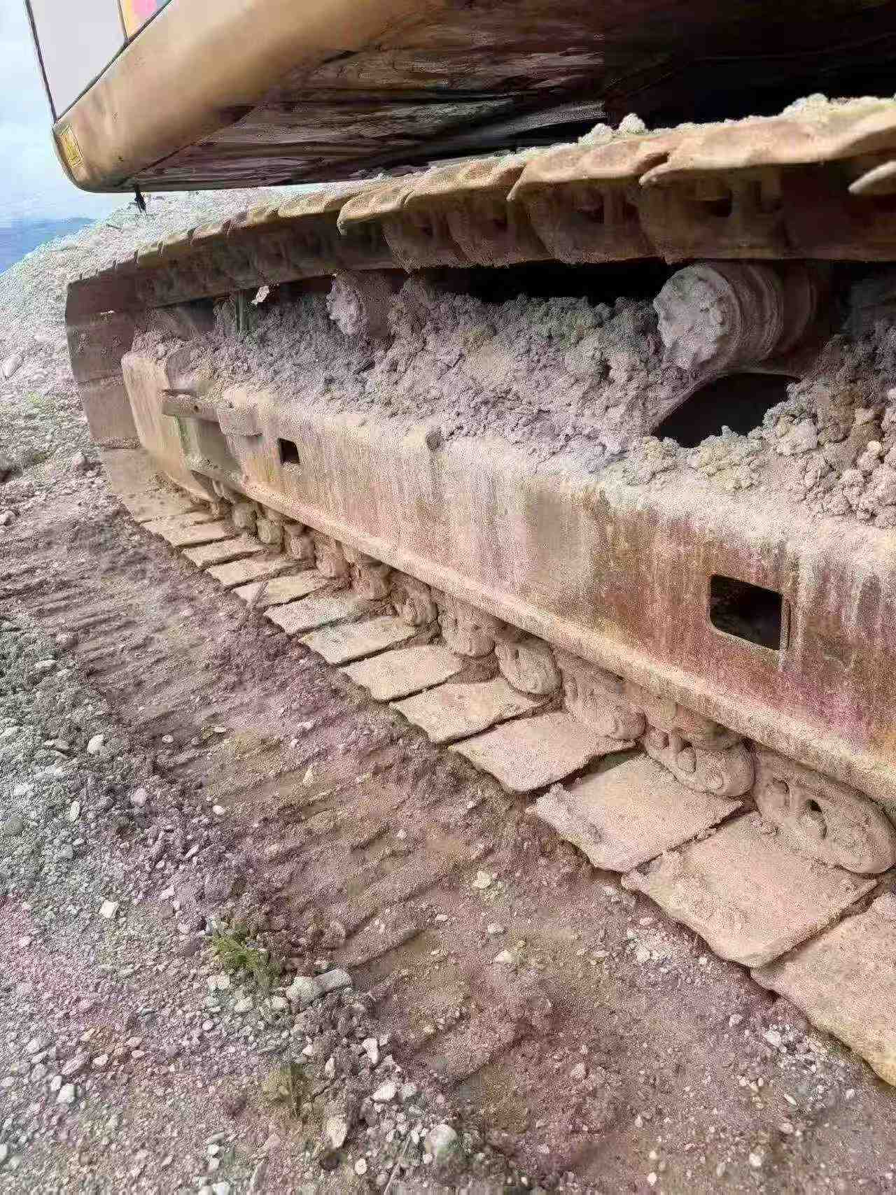 Buy Caterpillar 320D Used Excavator / 3 Buy Caterpillar 320D Used Excavator / 3