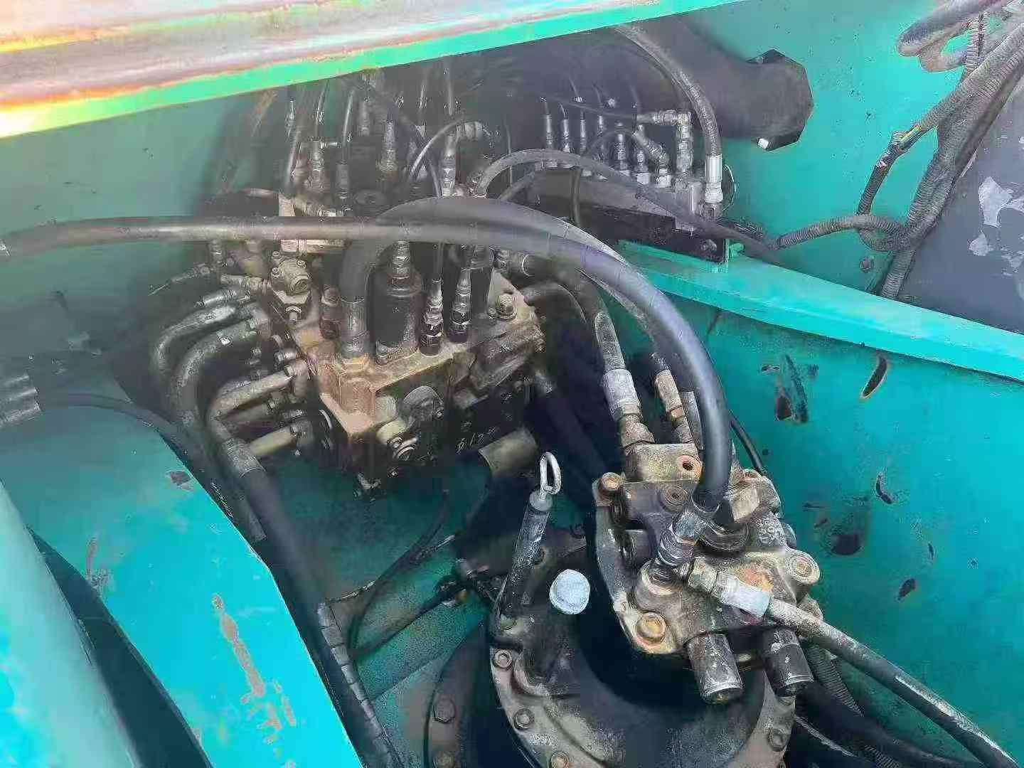 Buy Kobelco SK260 Used Excavator / 9