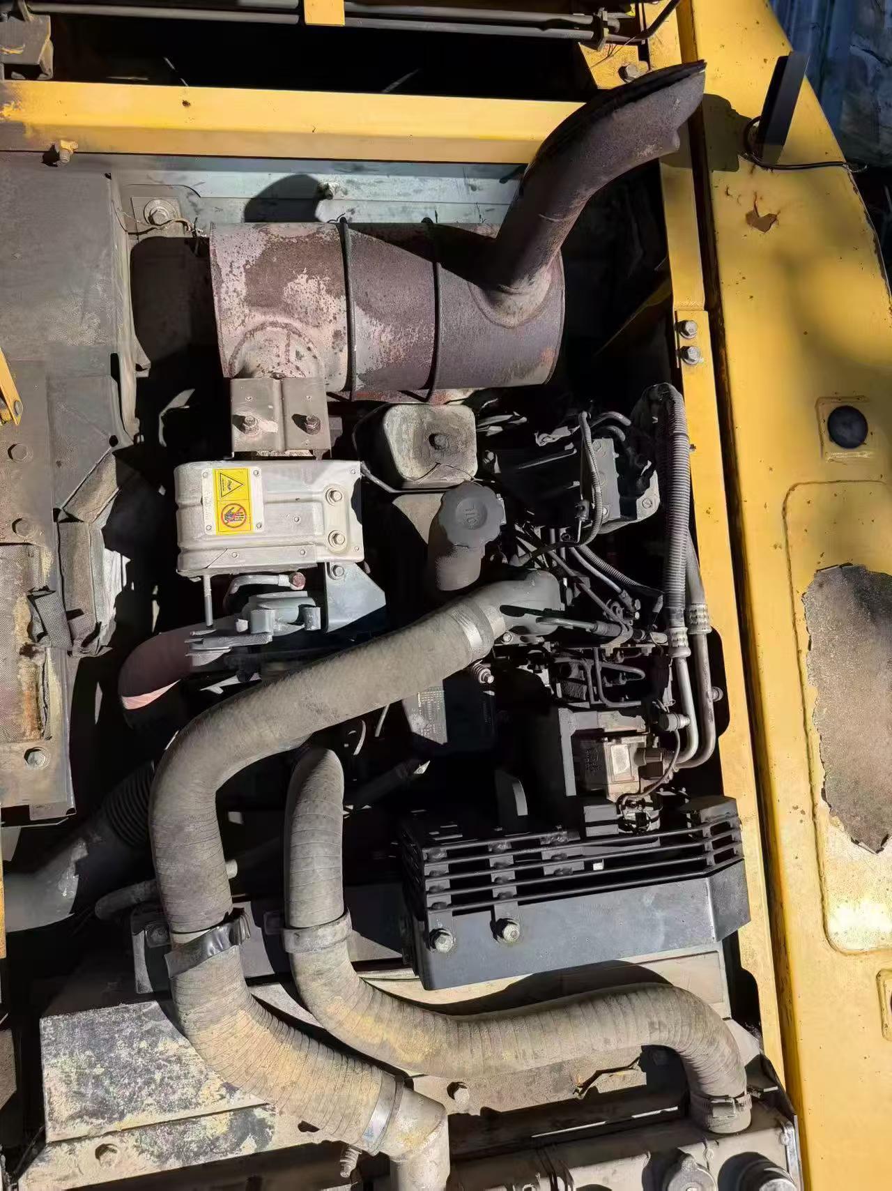 Buy Komatsu PC160-6 Used Excavator / 3