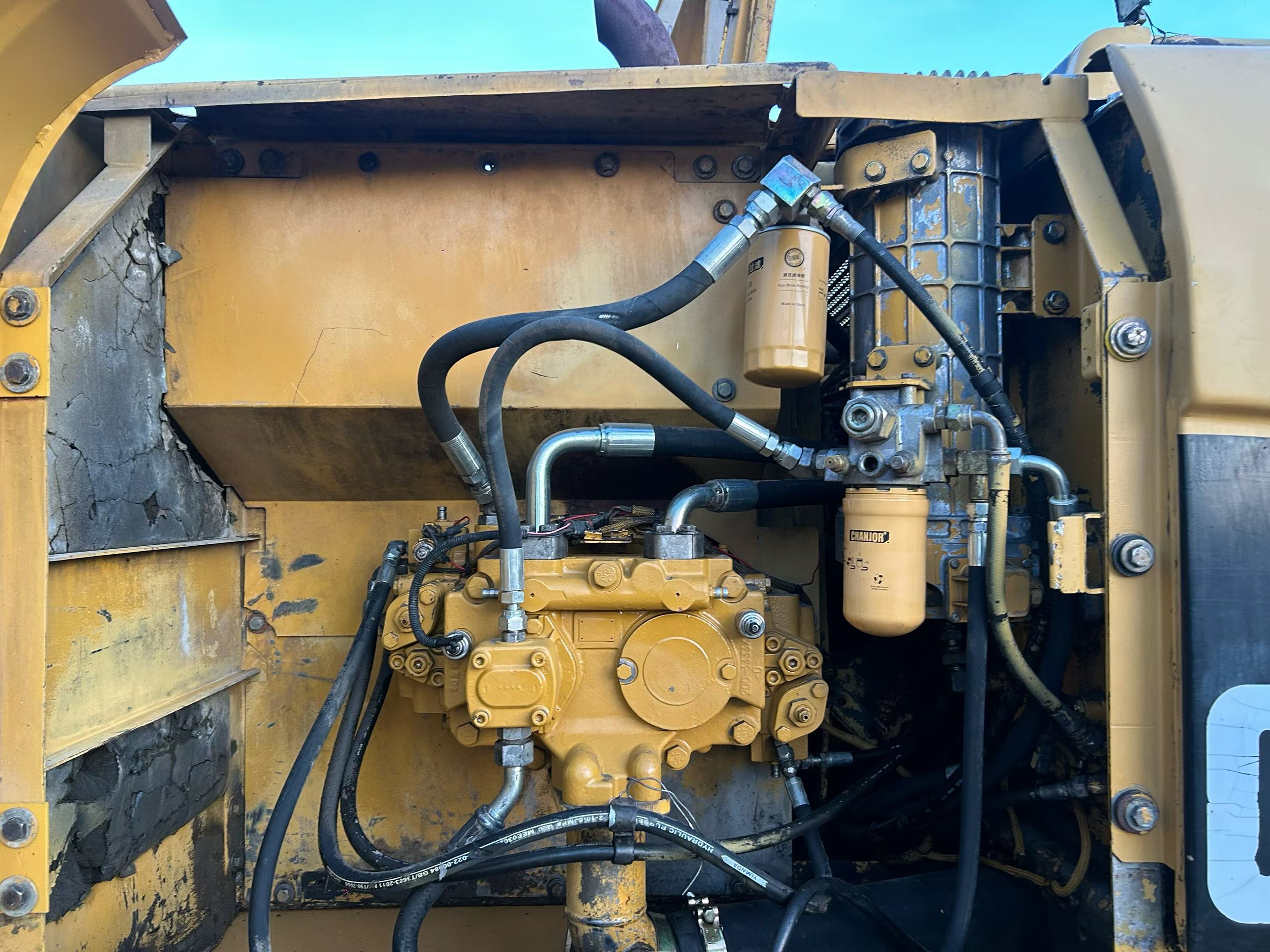 Buy Caterpillar 320C Used Excavator / 4 Buy Caterpillar 320C Used Excavator / 4