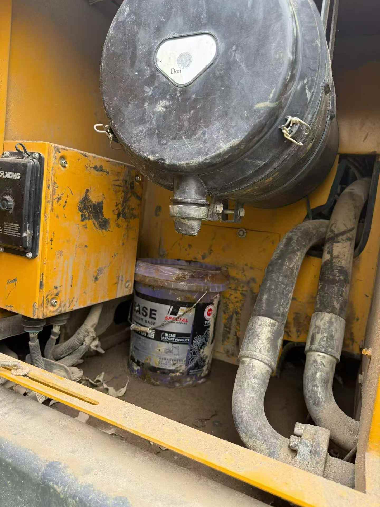 Buy XCMG XE215DA Used Excavator / 8 Buy XCMG XE215DA Used Excavator / 8