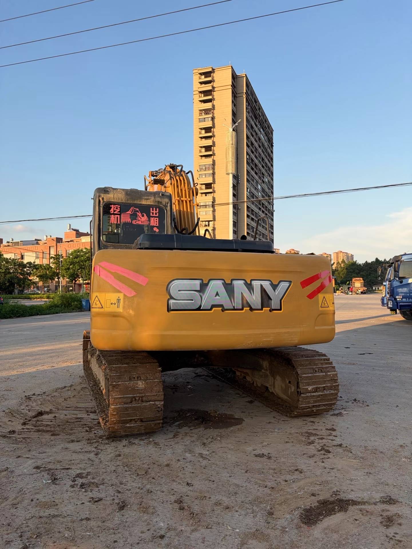 Buy Sany SY135 Used Excavator / 4 Buy Sany SY135 Used Excavator / 4