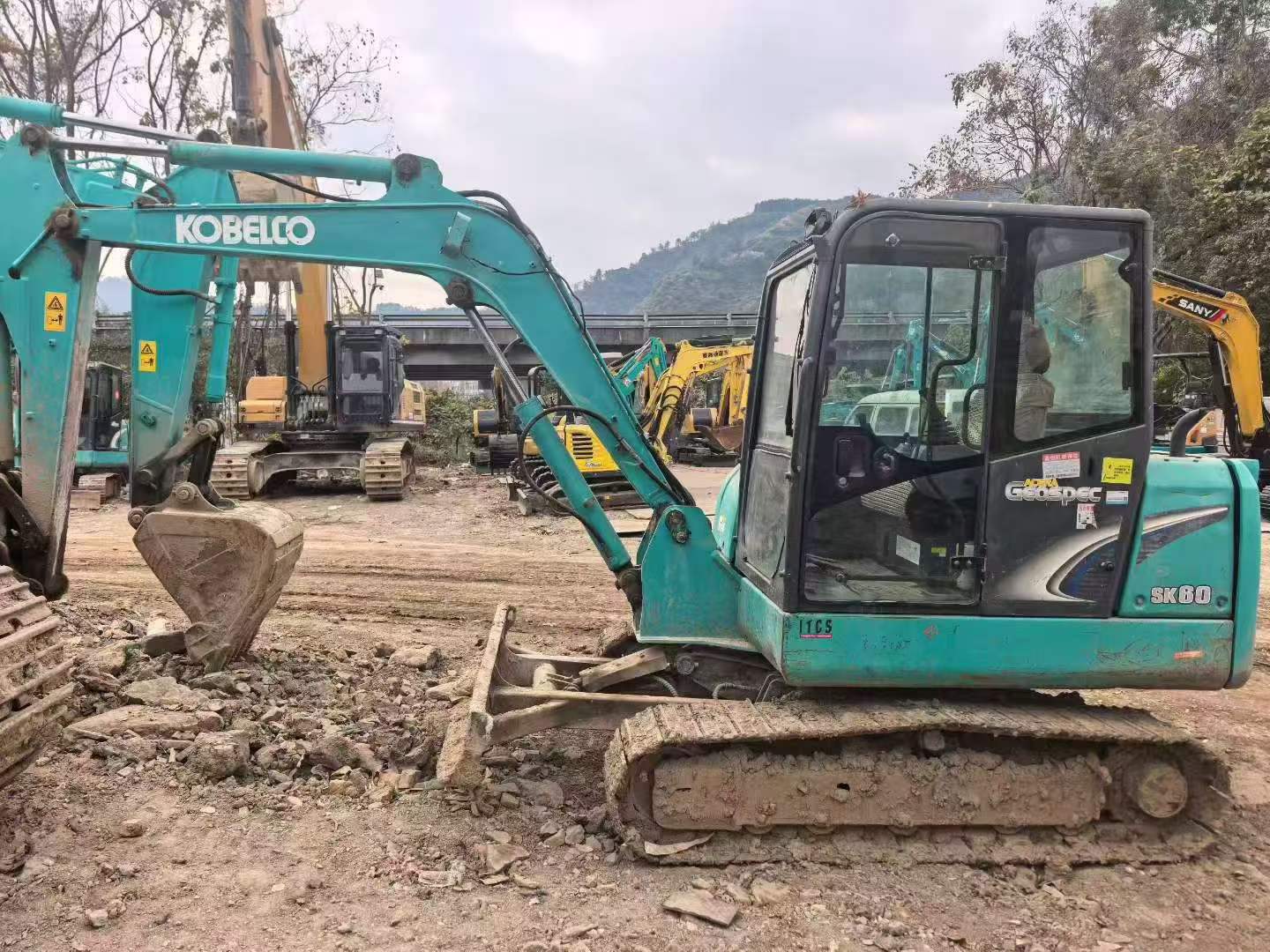 Buy Kobelco SK20SR Used Excavator / 8