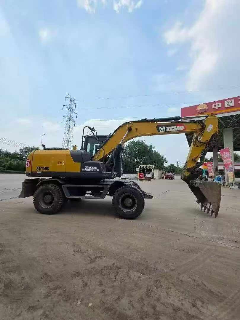 Buy XCMG XE150 Used Excavator / 2 Buy XCMG XE150 Used Excavator / 2