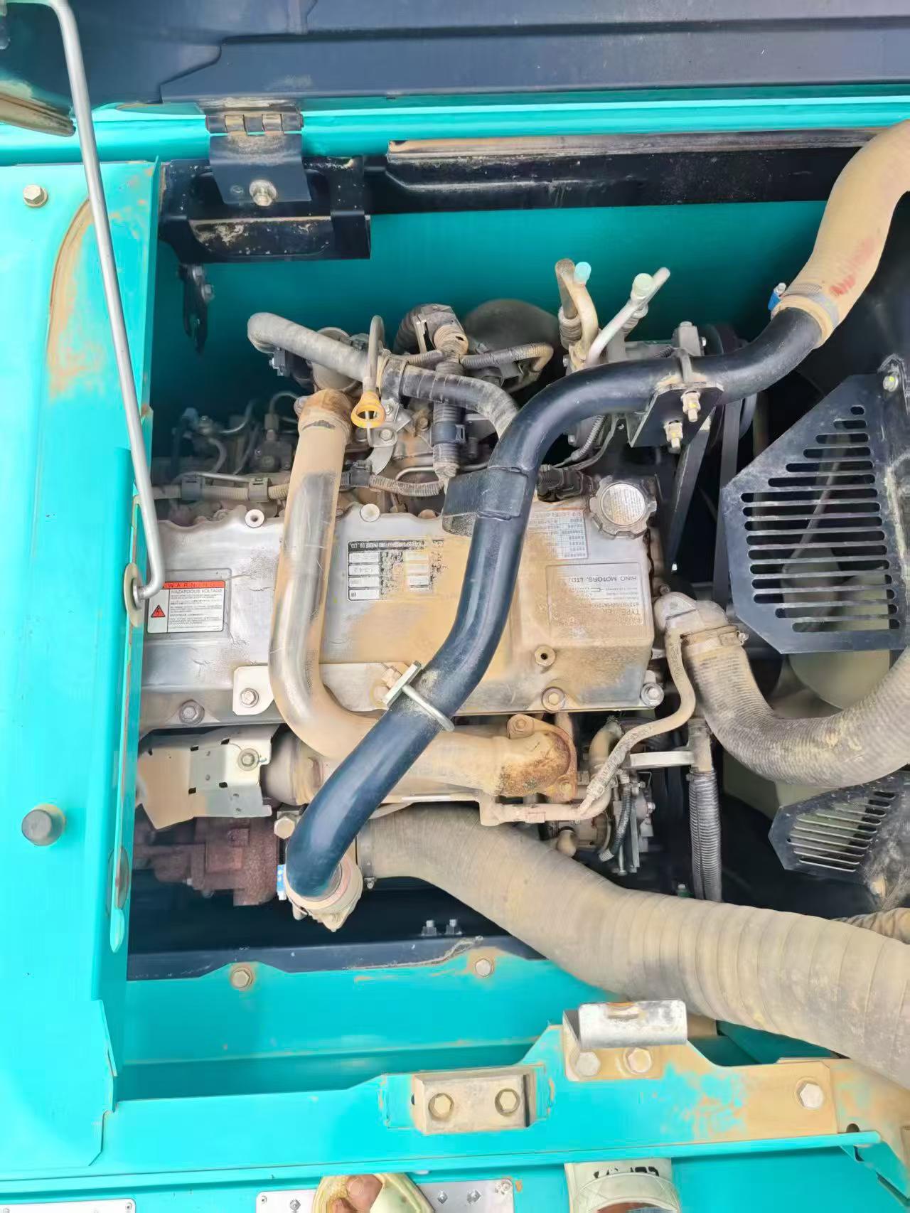 Buy Kobelco SK260LC-8 Used Excavator / 2 Buy Kobelco SK260LC-8 Used Excavator / 2