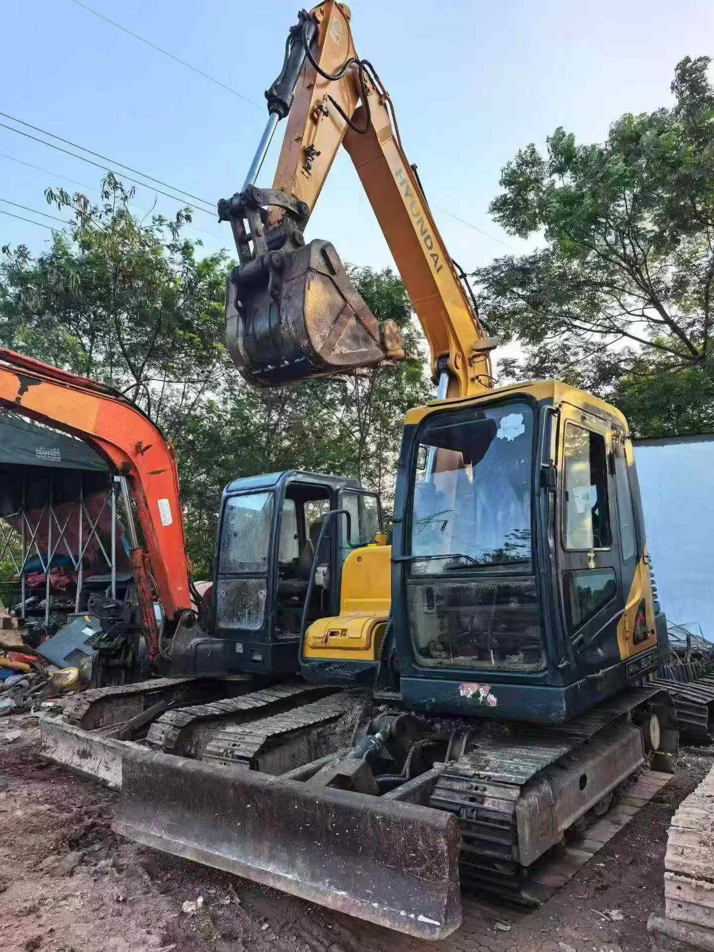 Buy Hyundai R80G Used Excavator / 1