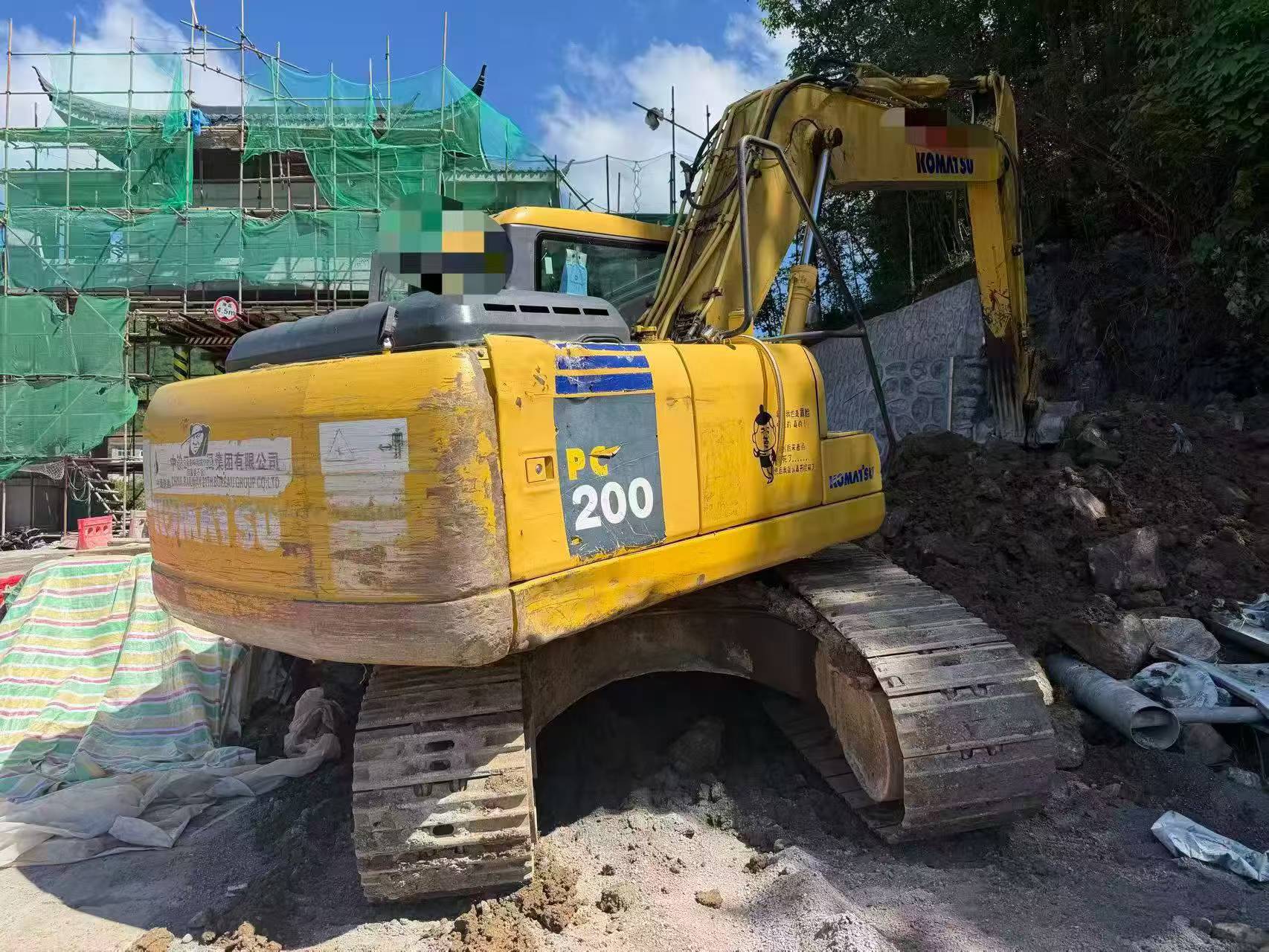 Buy Komatsu PC160-6 Used Excavator / 2