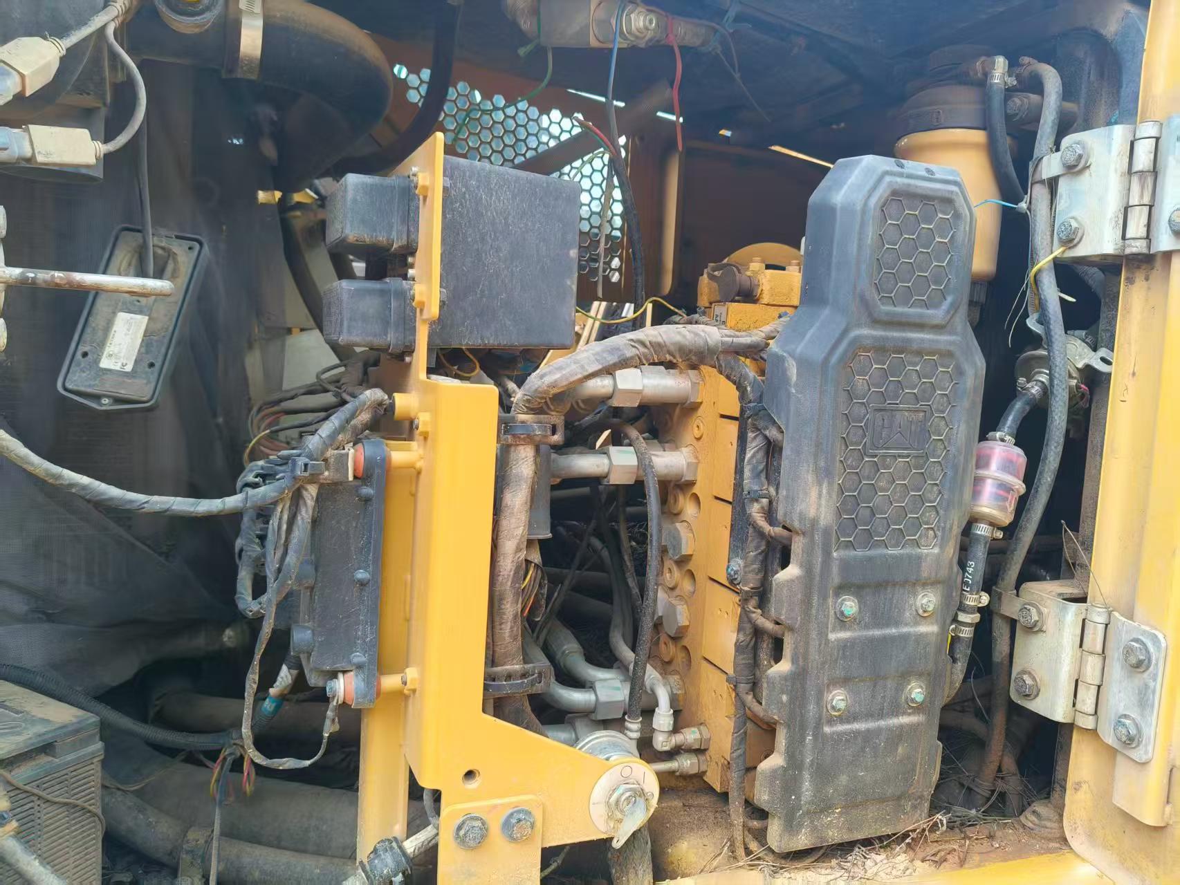 Buy Caterpillar 307B Used Excavator / 3 Buy Caterpillar 307B Used Excavator / 3