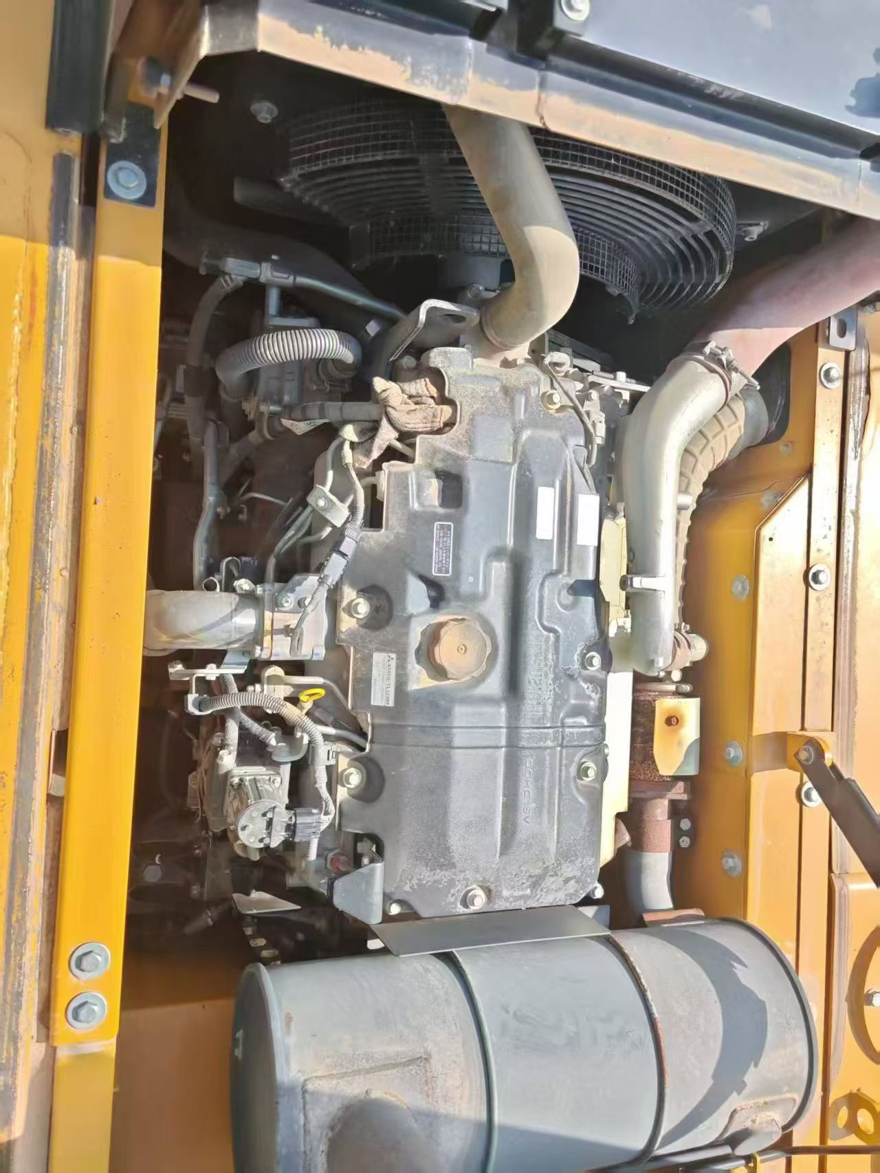 Buy Sany SY205C Used Excavator / 4 Buy Sany SY205C Used Excavator / 4