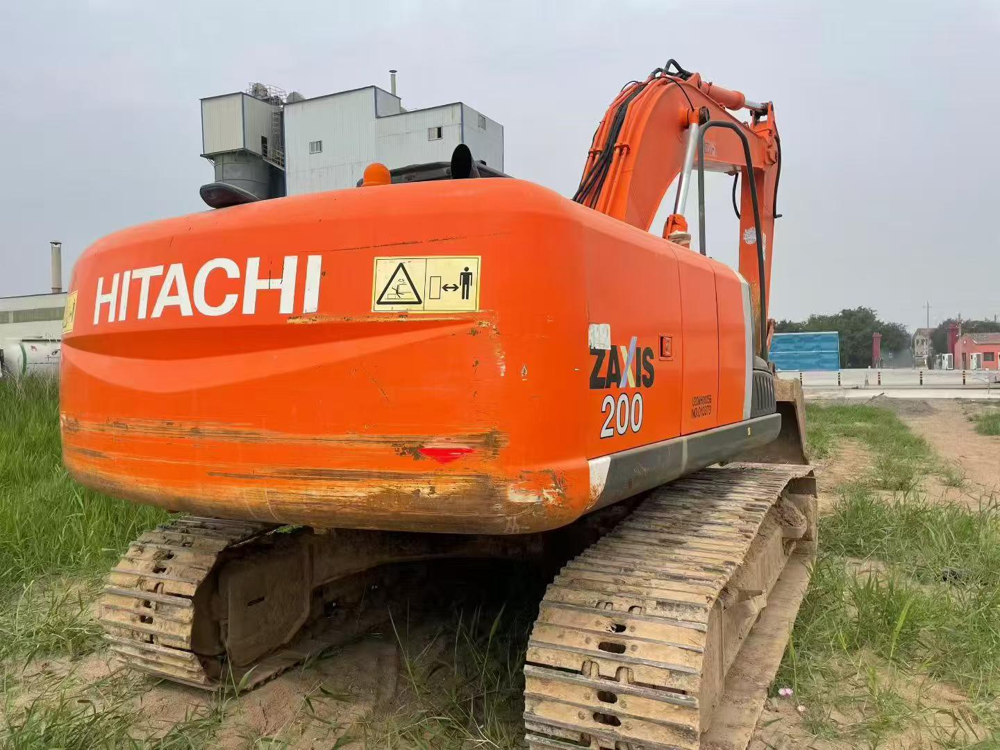 Buy Hitachi EX200 Used Excavator / 2 Buy Hitachi EX200 Used Excavator / 2