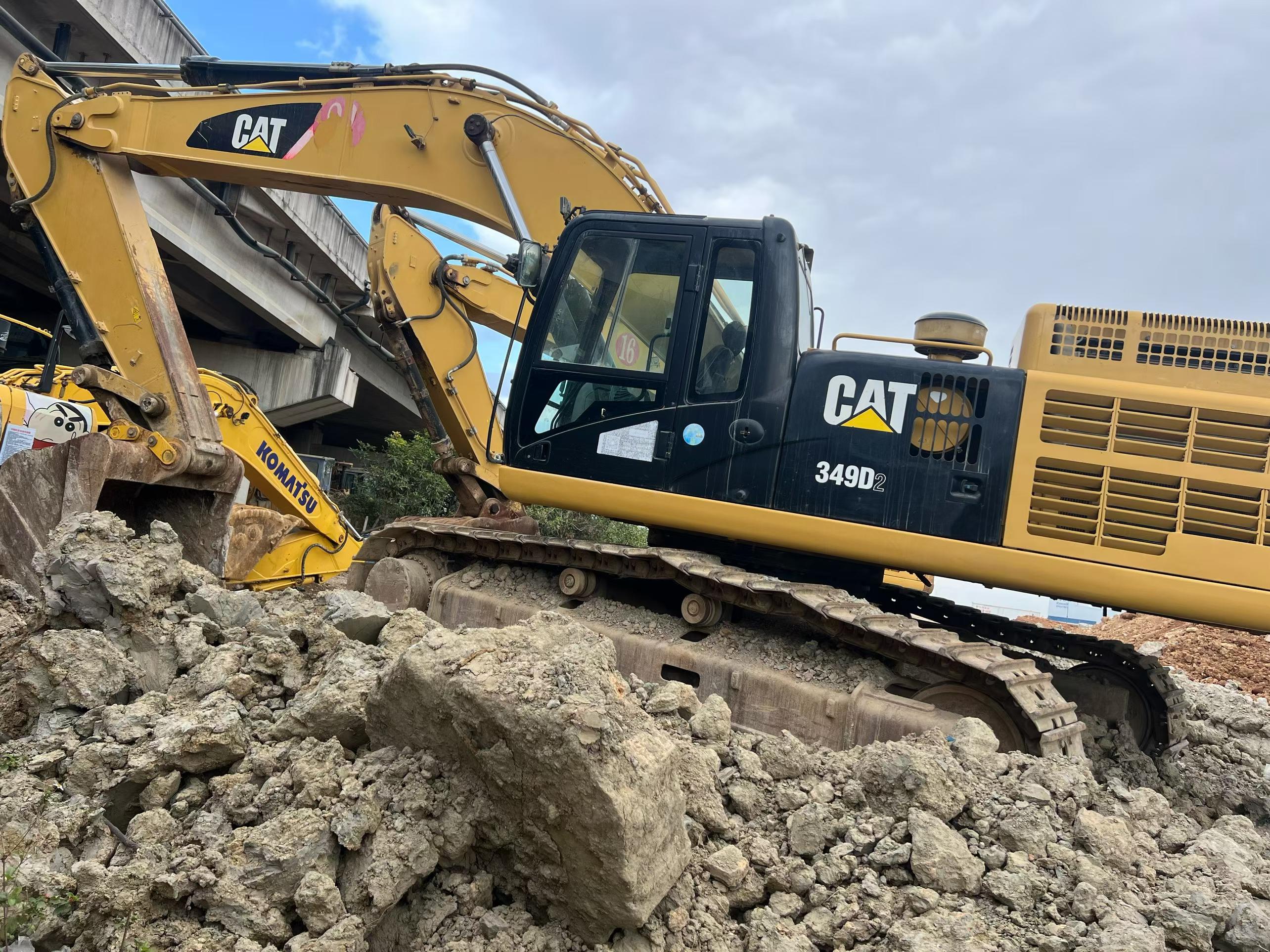 Buy Caterpillar 349E Used Excavator / 4