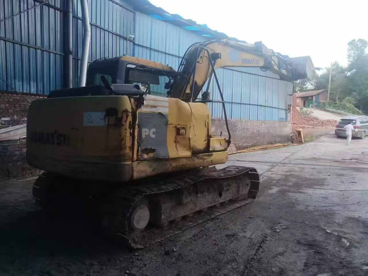 Buy Komatsu PC130-7 Used Excavator / 2 Buy Komatsu PC130-7 Used Excavator / 2