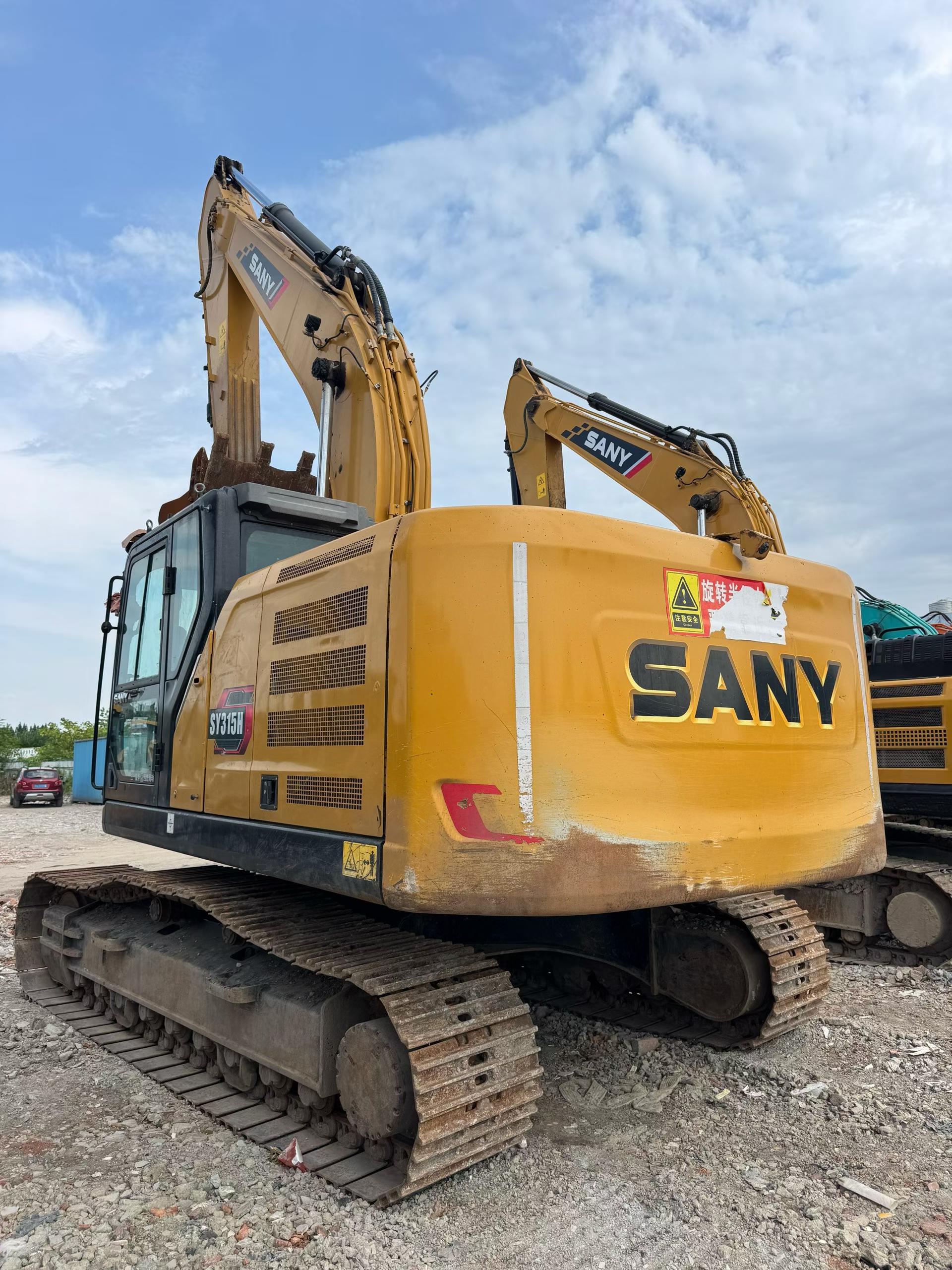Buy Sany SY235C Used Excavator / 2 Buy Sany SY235C Used Excavator / 2
