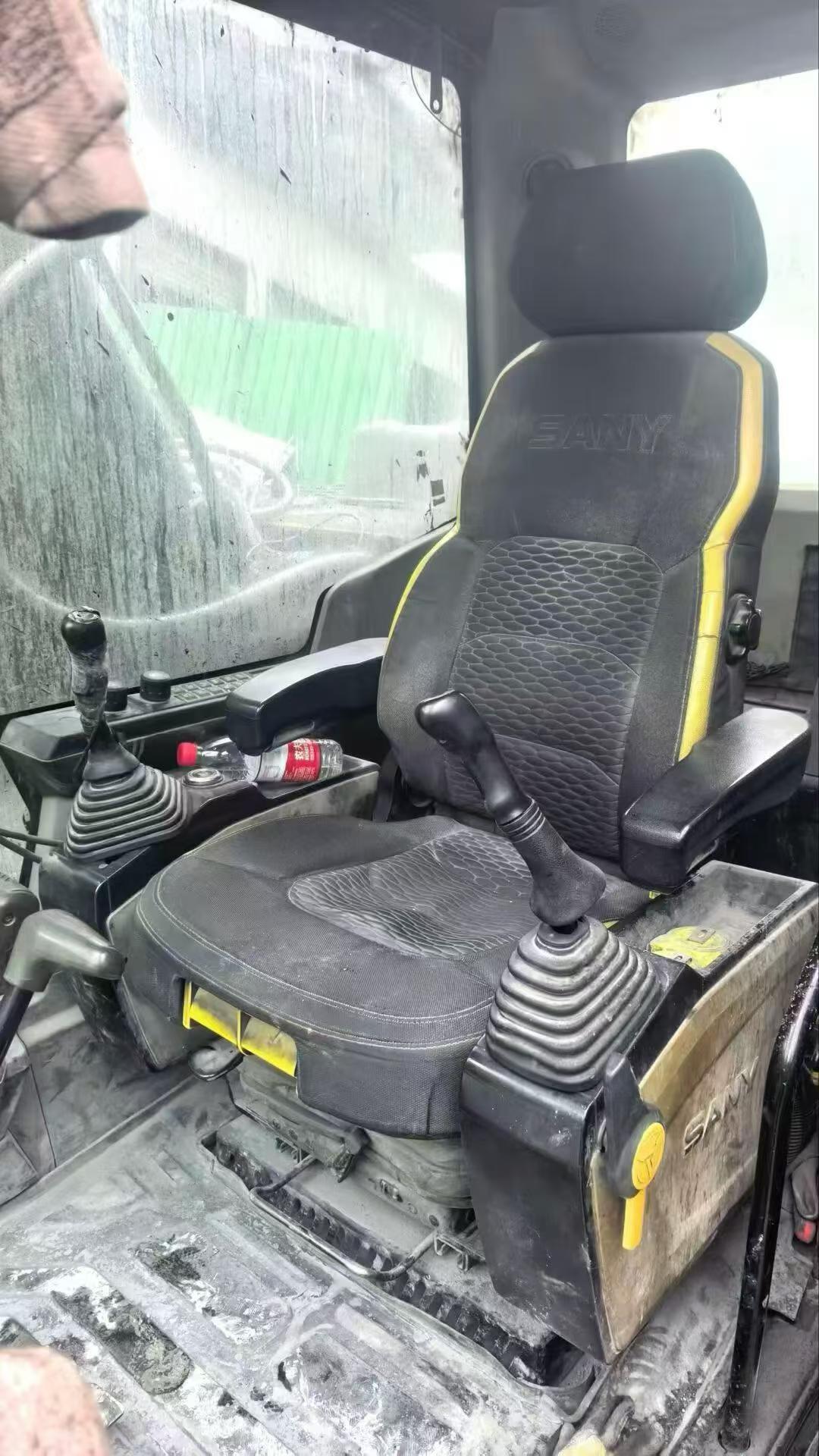 Buy Sany SY135 Used Excavator / 3 Buy Sany SY135 Used Excavator / 3