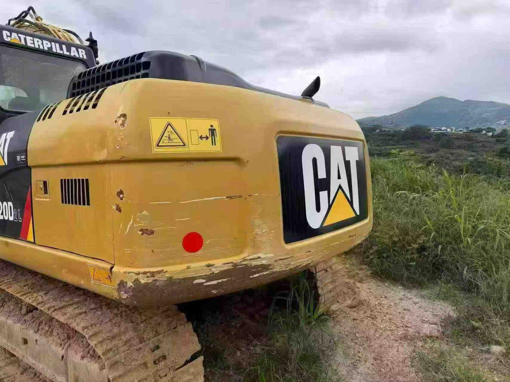 Buy Caterpillar 320D Used Excavator / 5 Buy Caterpillar 320D Used Excavator / 5