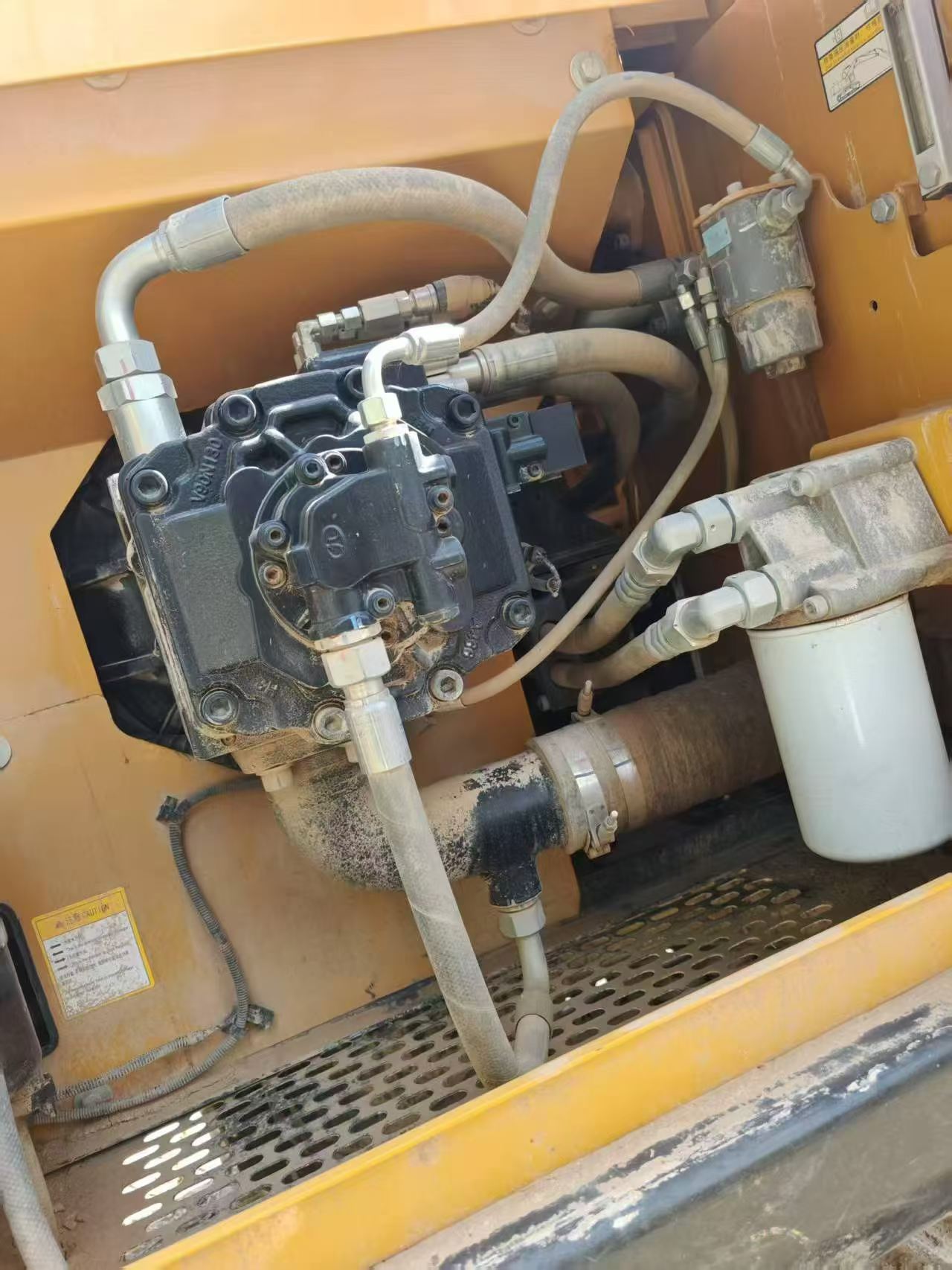 Buy Sany SY205C Used Excavator / 7 Buy Sany SY205C Used Excavator / 7