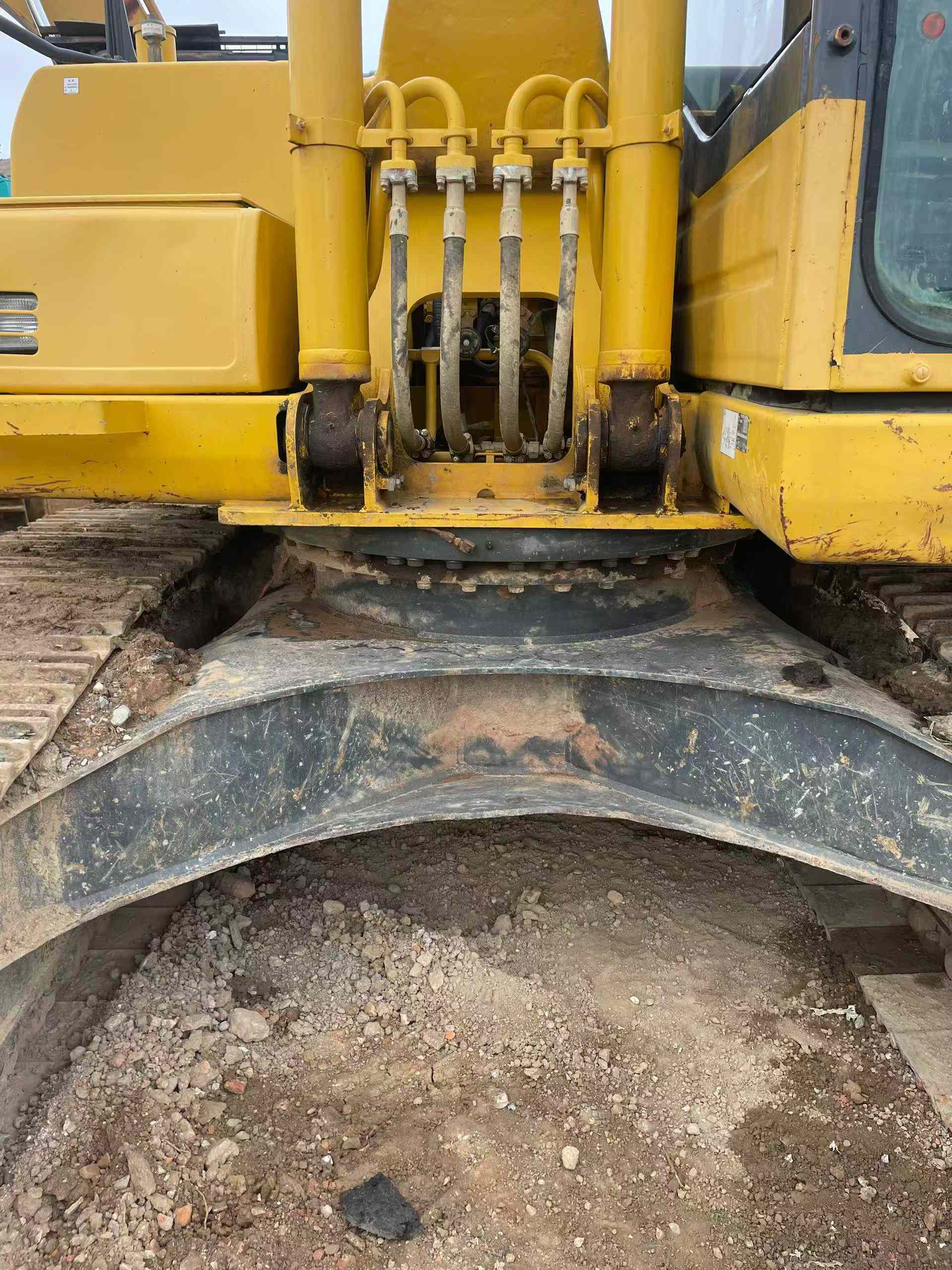 Buy Komatsu PC200-8 Used Excavator / 8 Buy Komatsu PC200-8 Used Excavator / 8