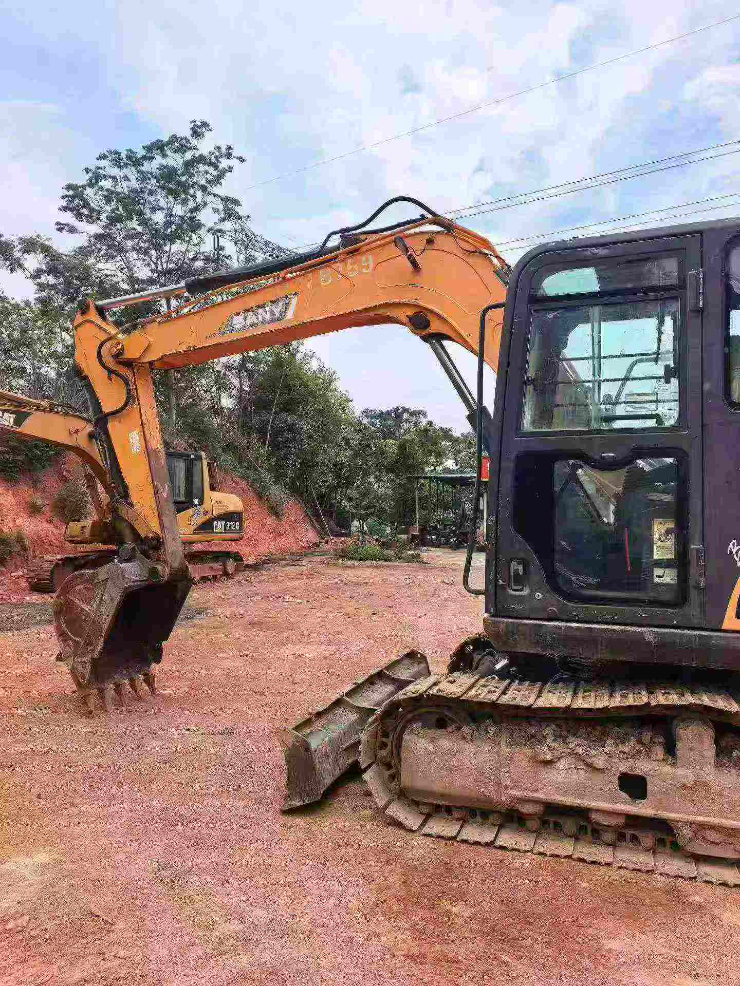 Buy Sany SY95C Used Excavator / 8 Buy Sany SY95C Used Excavator / 8