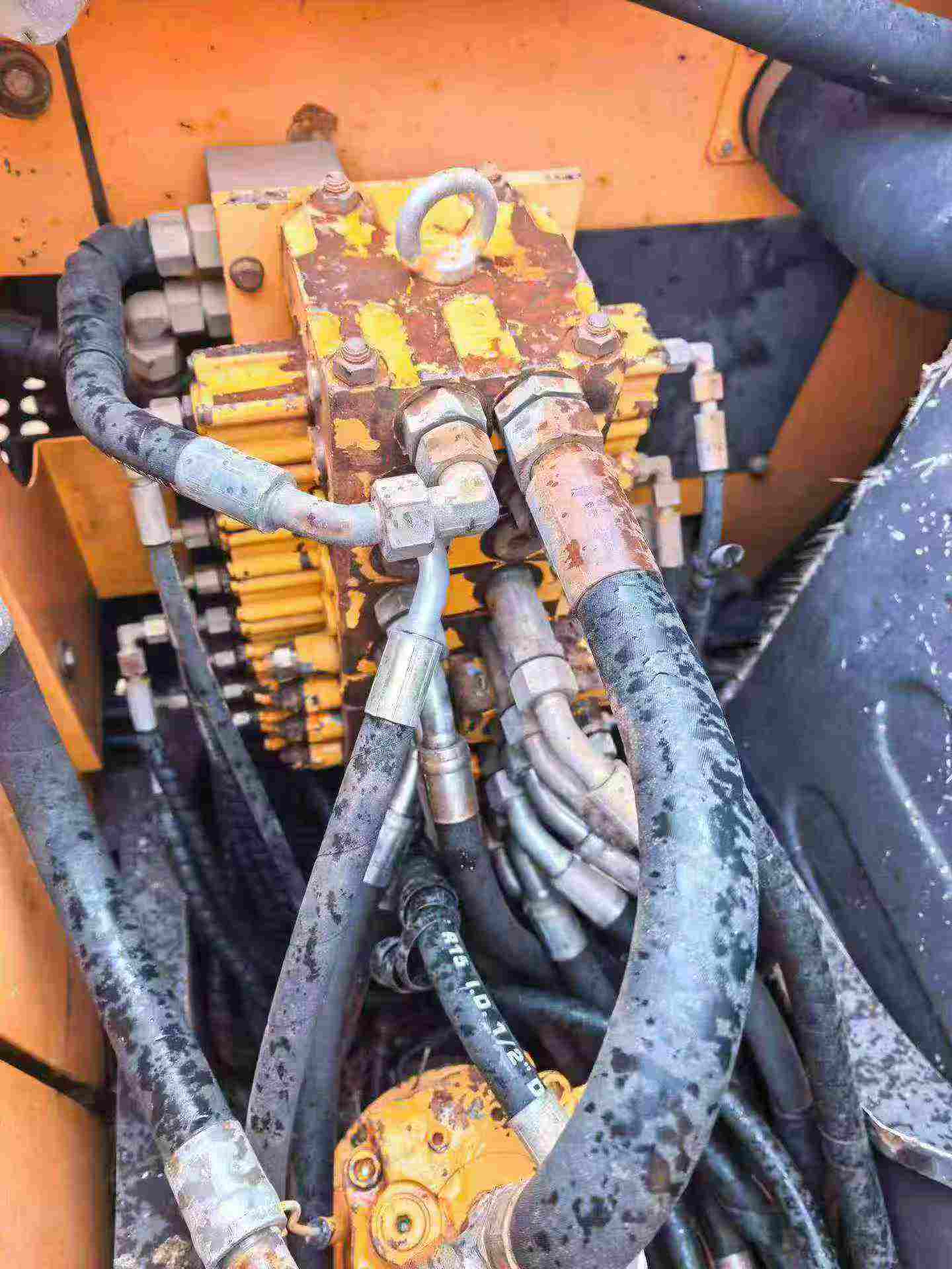 Buy Sany SY95C Used Excavator / 5 Buy Sany SY95C Used Excavator / 5