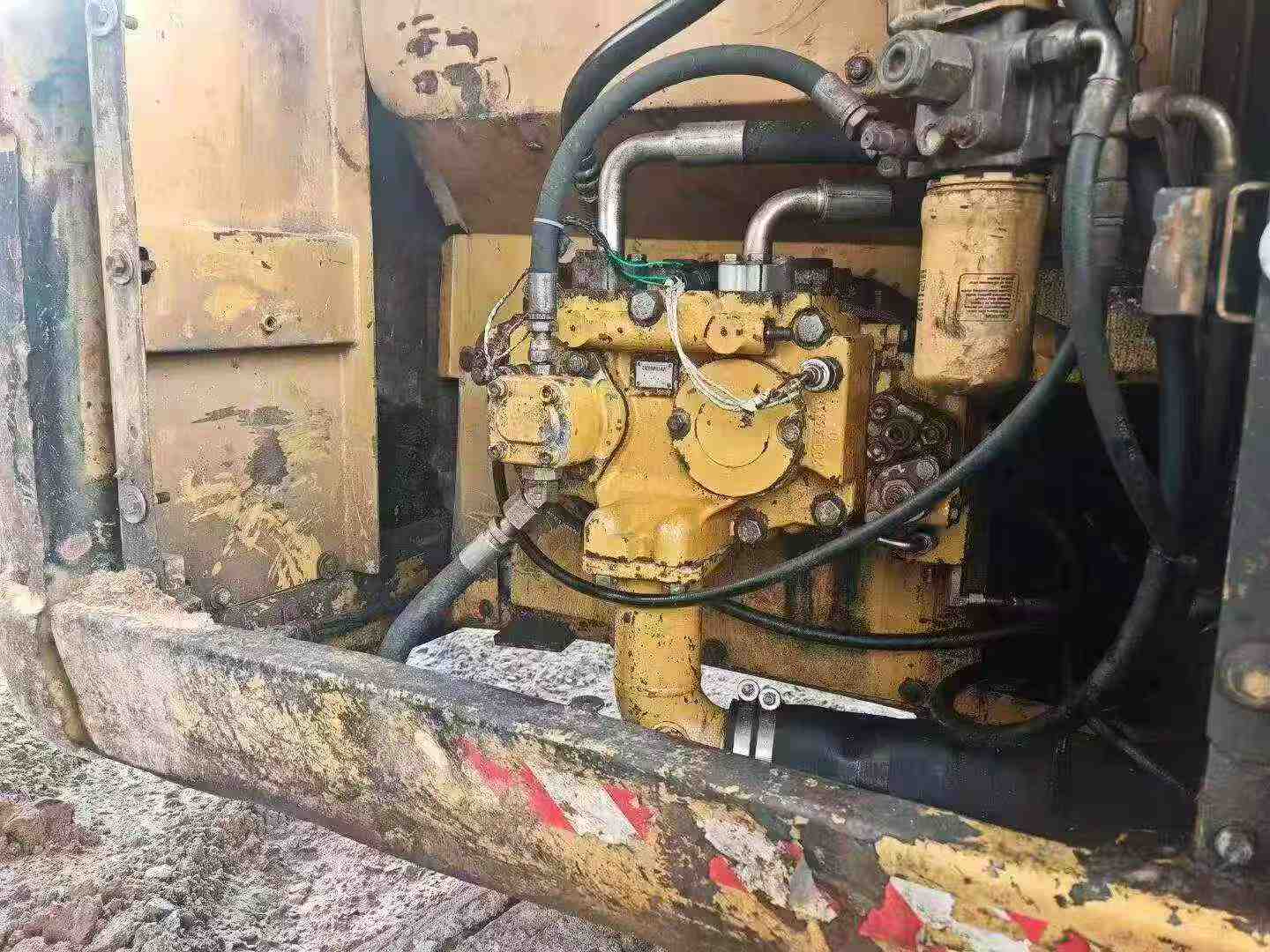 Buy Caterpillar 320D Used Excavator / 3 Buy Caterpillar 320D Used Excavator / 3