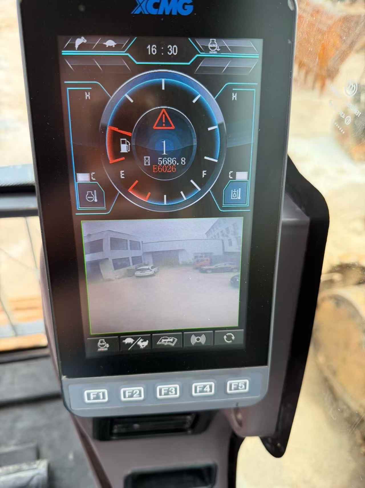 Buy XCMG XE750D Used Excavator / 7 Buy XCMG XE750D Used Excavator / 7