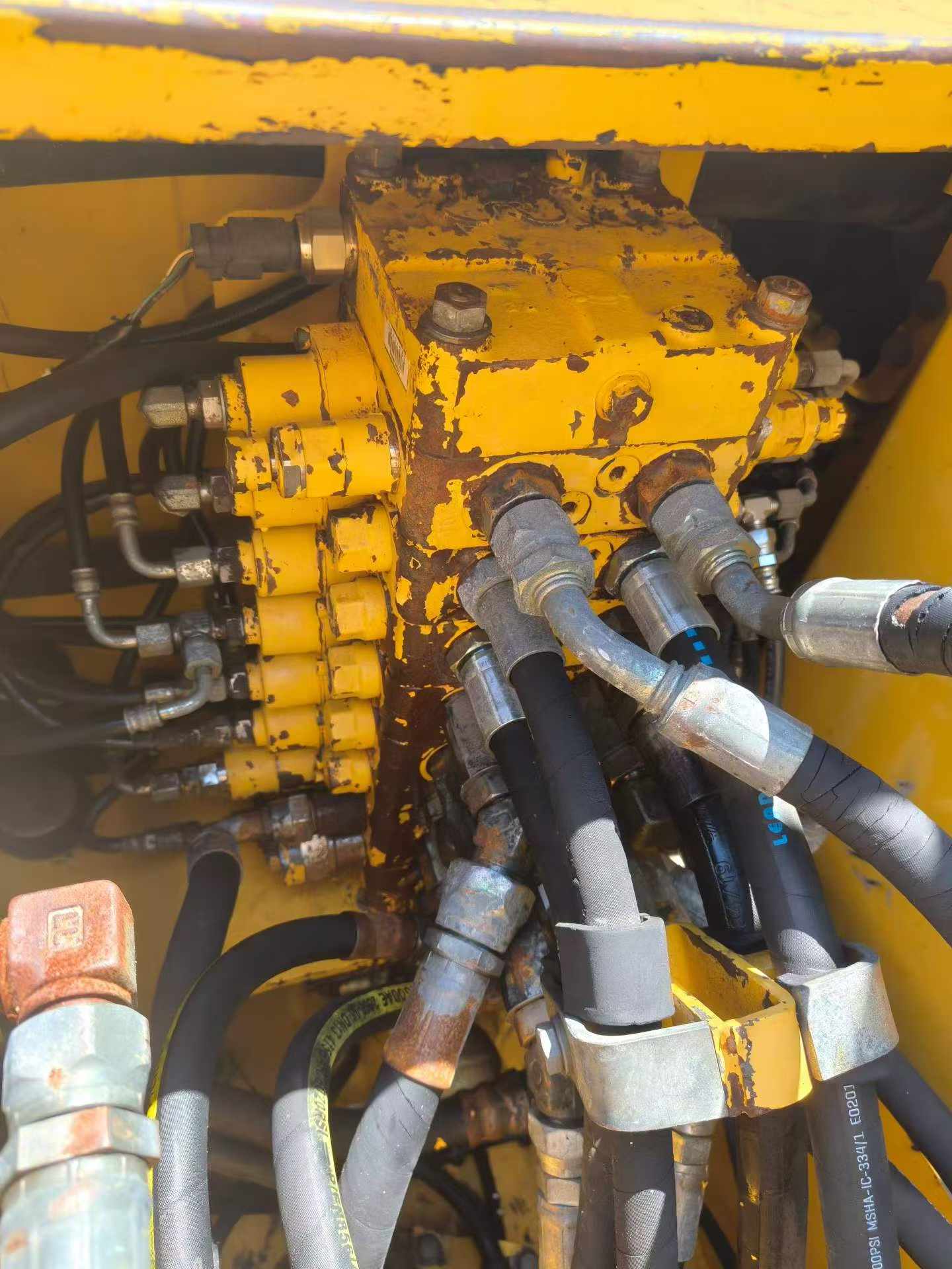 Buy Komatsu PC130-7 Used Excavator / 3