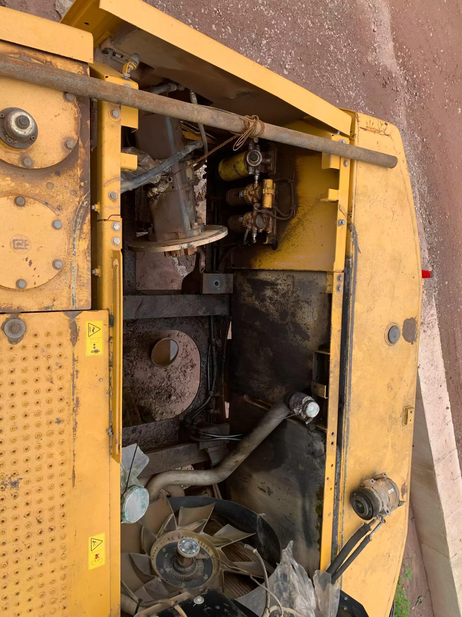 Buy JohnDeere E260LC Used Excavator / 7 Buy JohnDeere E260LC Used Excavator / 7