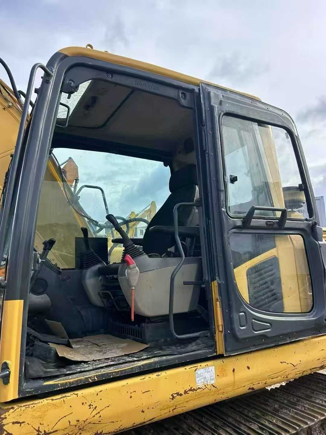 Buy Komatsu PC110-7 Used Excavator / 1