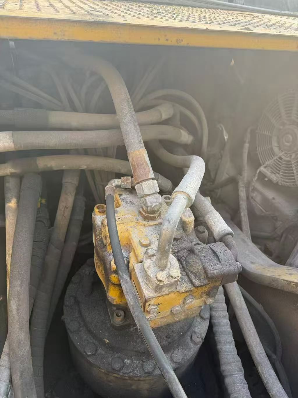 Buy Caterpillar 329D Used Excavator / 4 Buy Caterpillar 329D Used Excavator / 4