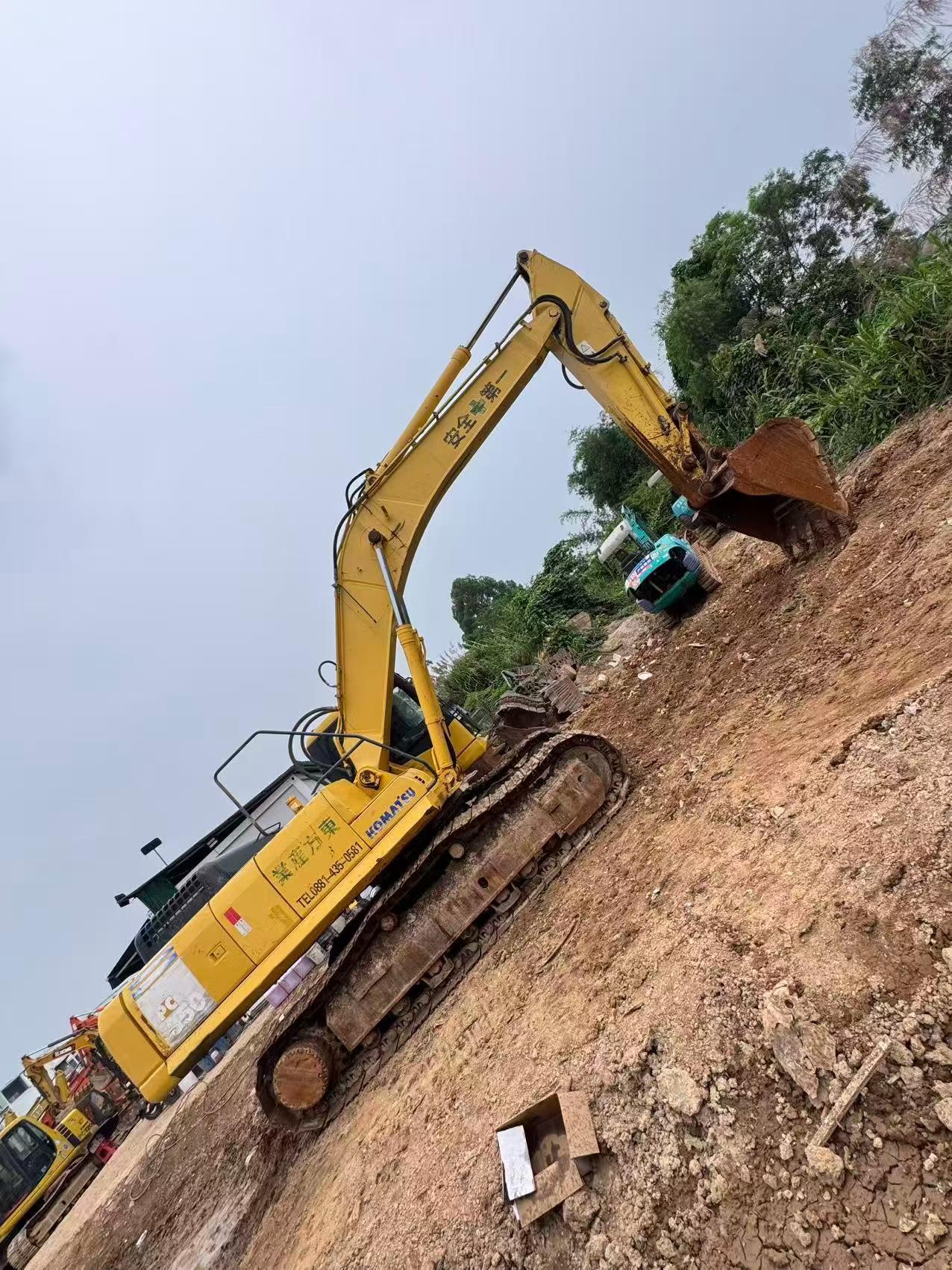 Buy Komatsu PC350-7 Used Excavator / 2 Buy Komatsu PC350-7 Used Excavator / 2