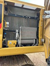 Buy Caterpillar 330B Used Excavator / 2 Buy Caterpillar 330B Used Excavator / 2