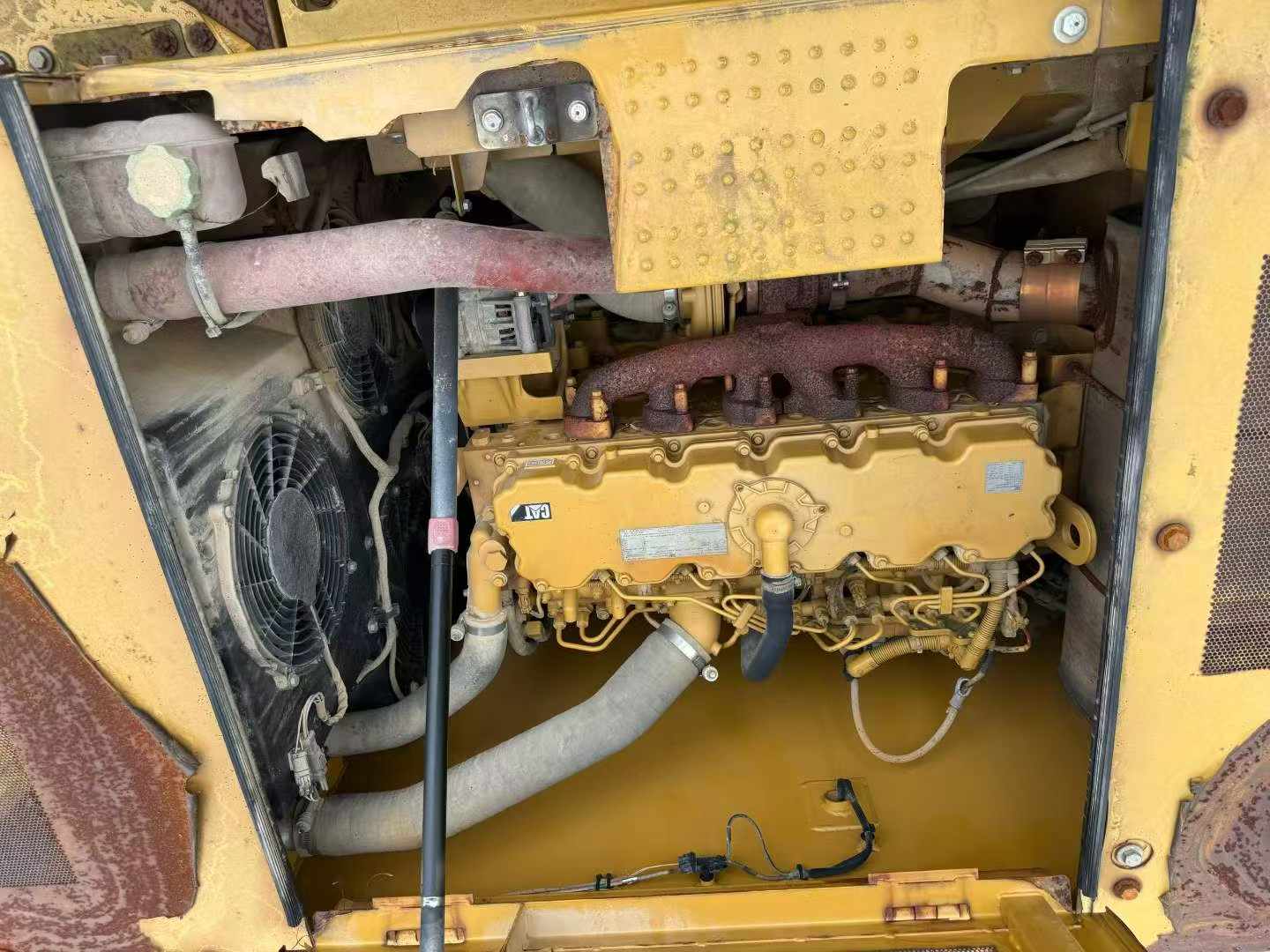 Buy Caterpillar 323 Used Excavator / 9 Buy Caterpillar 323 Used Excavator / 9