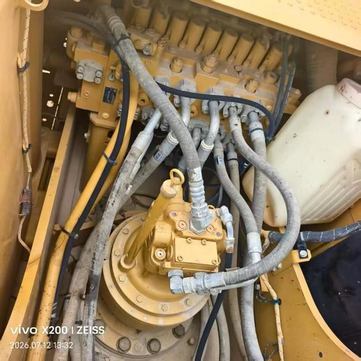 Buy Caterpillar 320A Used Excavator / 1