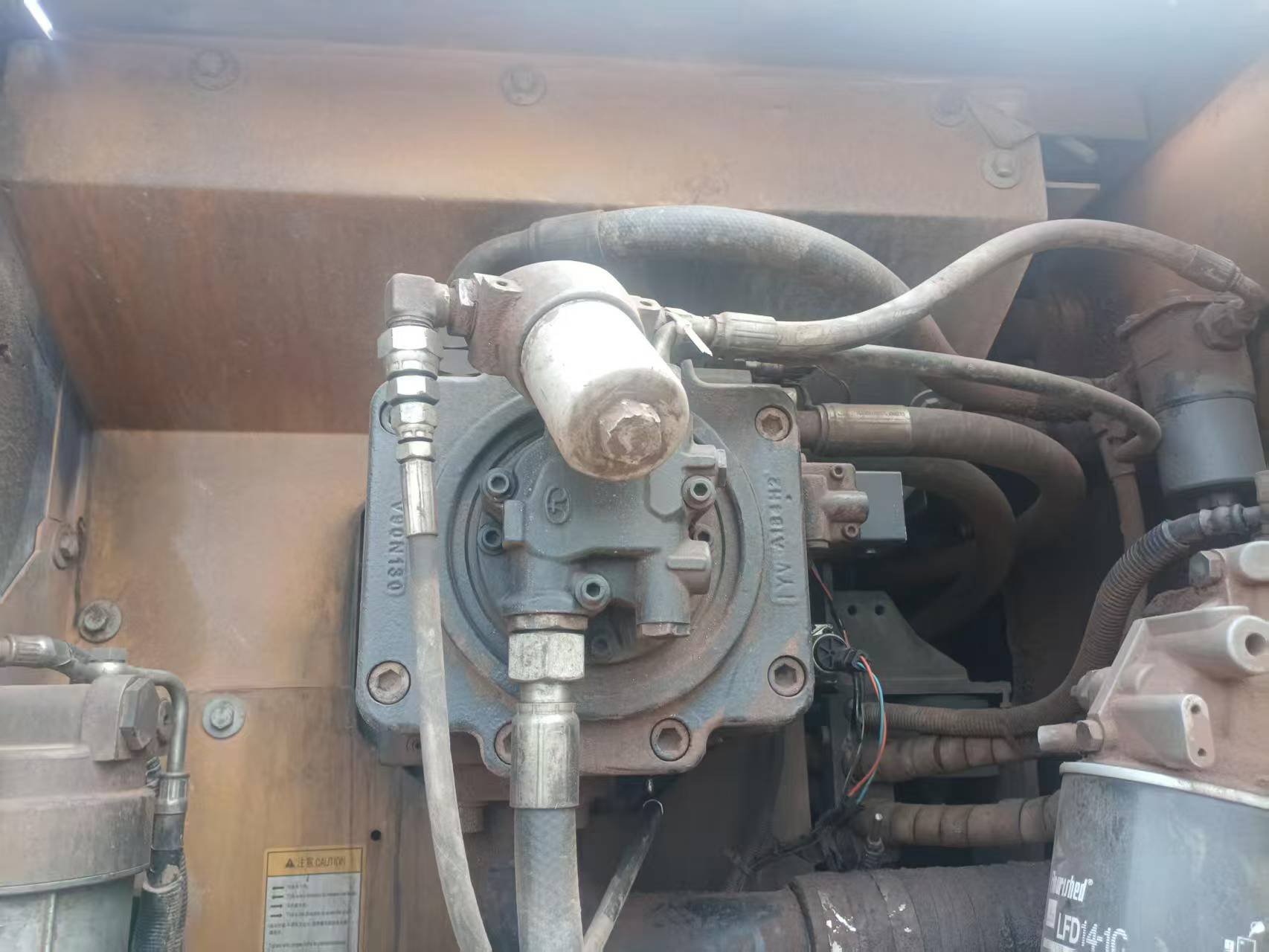 Buy Sany SY205C Used Excavator / 4
