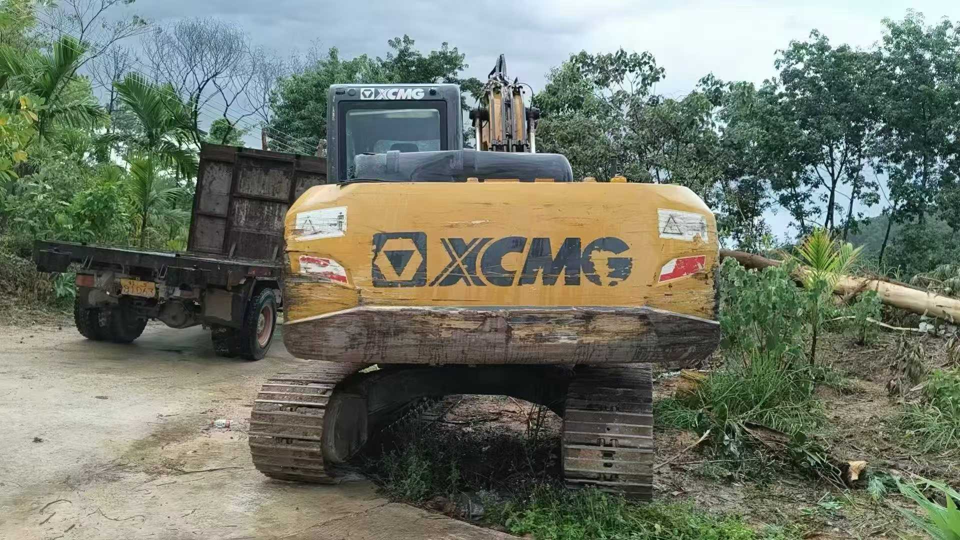 Buy XCMG Used Excavator / 2 Buy XCMG Used Excavator / 2