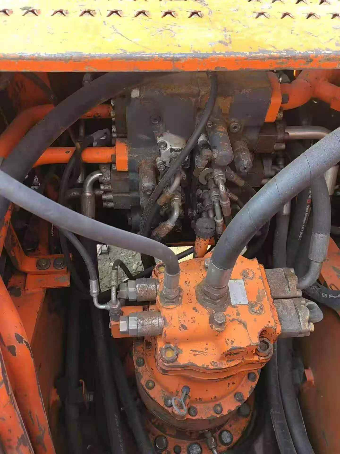 Buy Doosan DH225-7 Used Excavator / 6 Buy Doosan DH225-7 Used Excavator / 6
