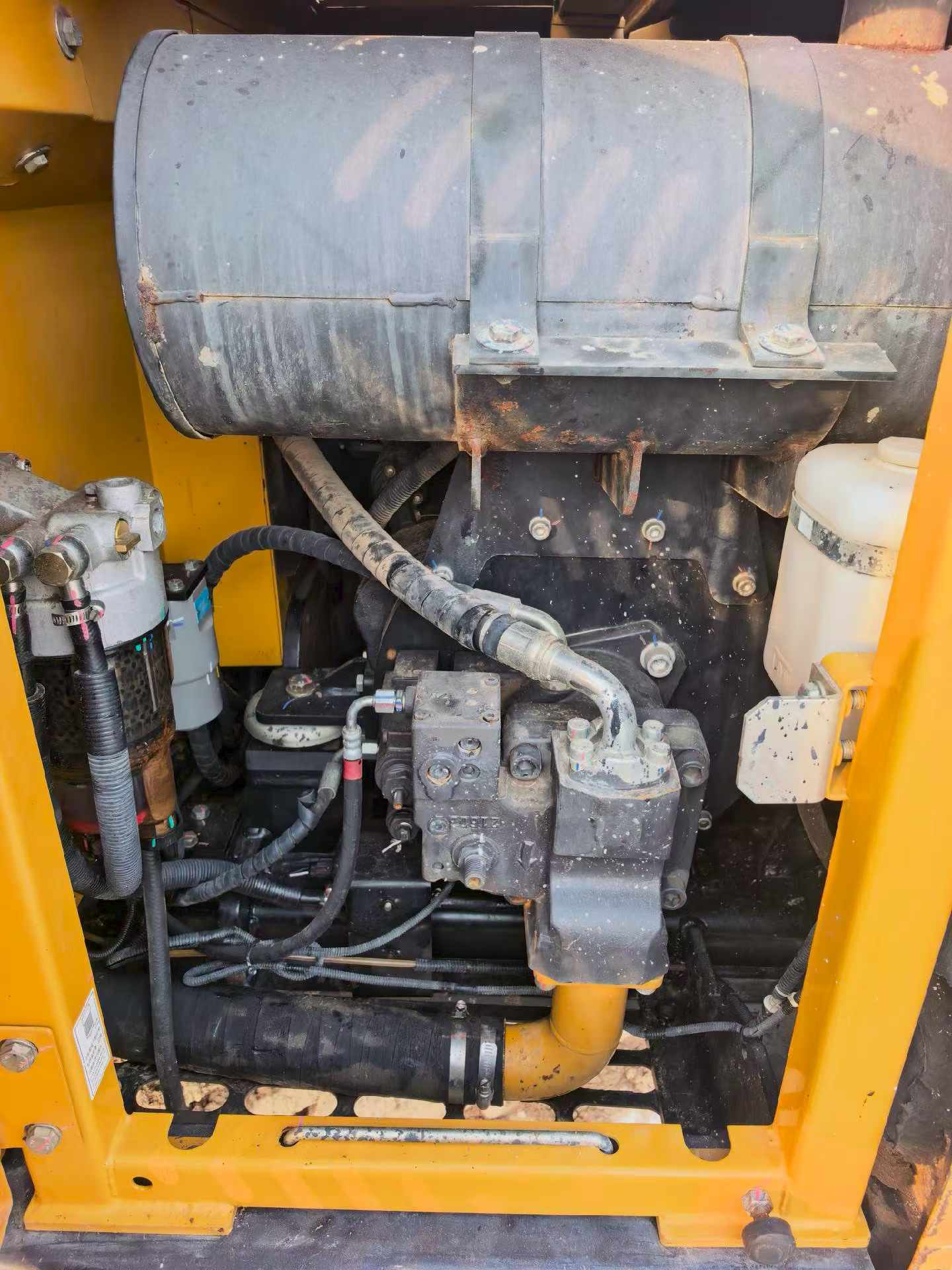 Buy Sany SY70C Used Excavator / 8
