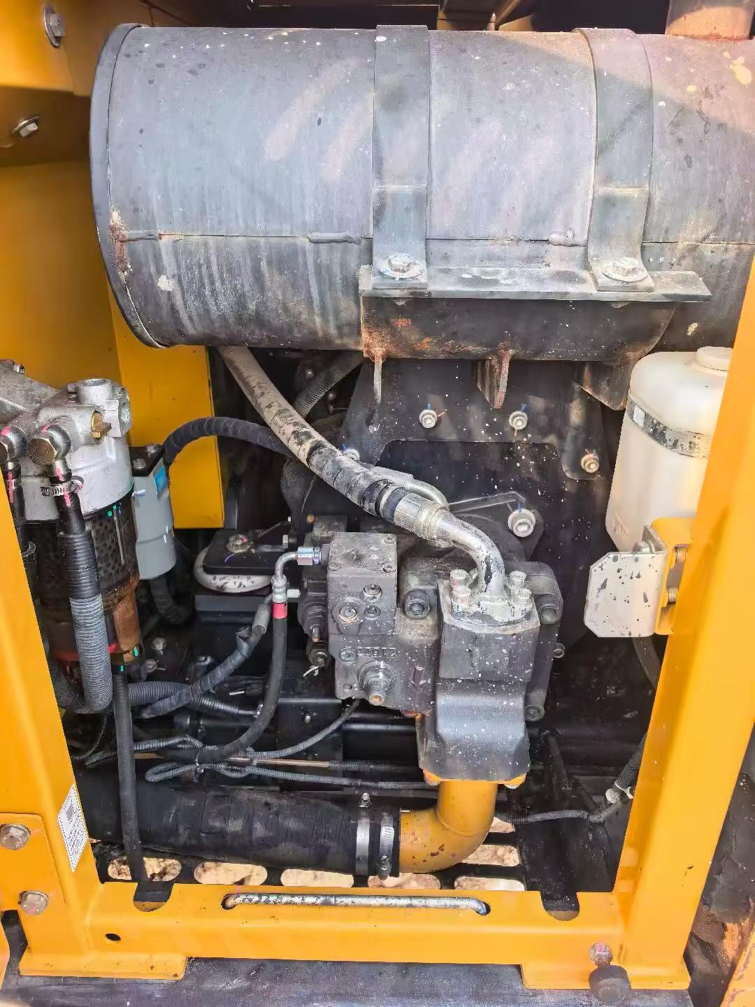 Buy Sany SY70C Used Excavator / 6