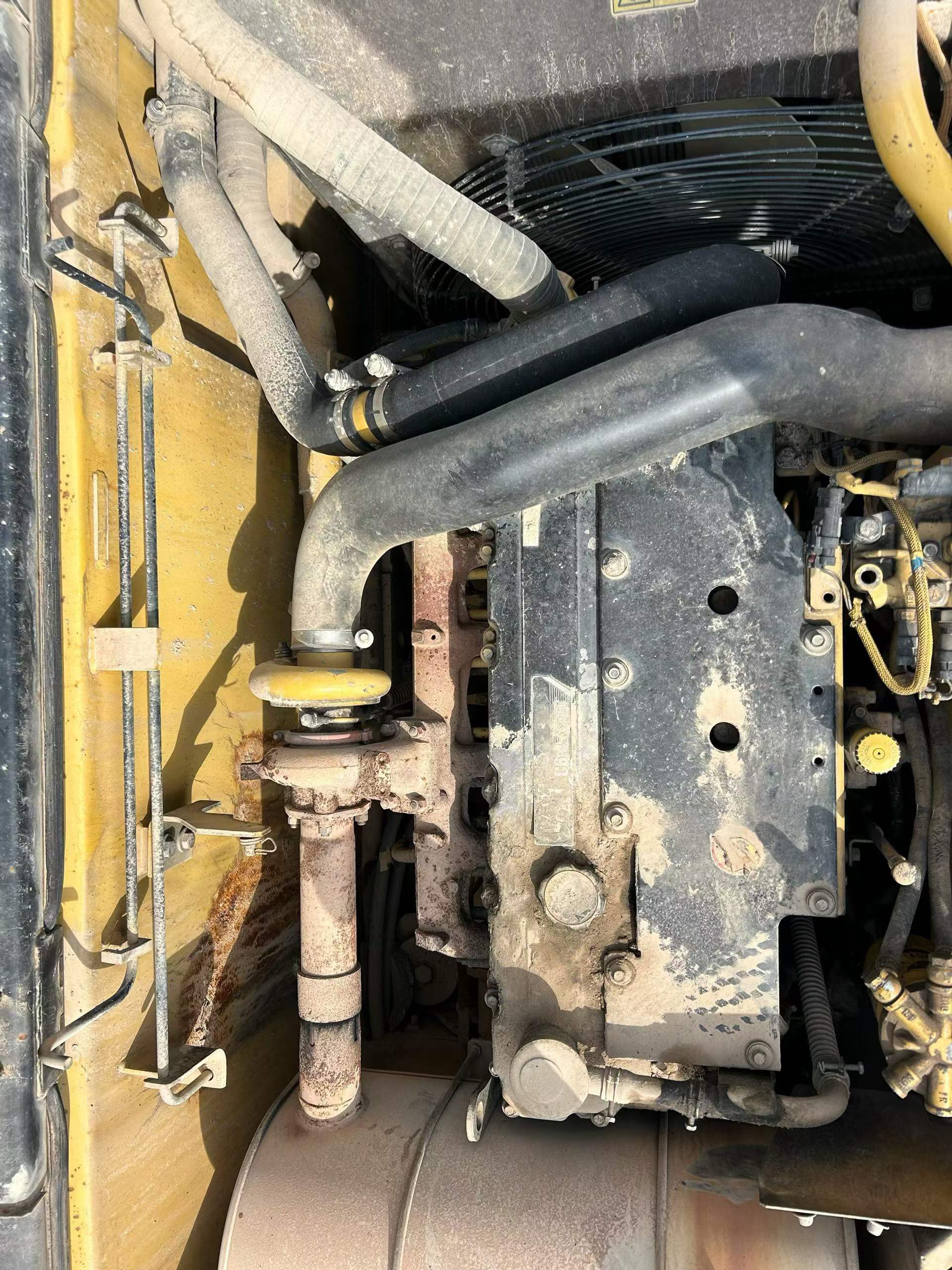Buy Caterpillar 320D Used Excavator / 4 Buy Caterpillar 320D Used Excavator / 4