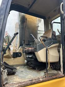 Buy Caterpillar 320C Used Excavator / 2 Buy Caterpillar 320C Used Excavator / 2