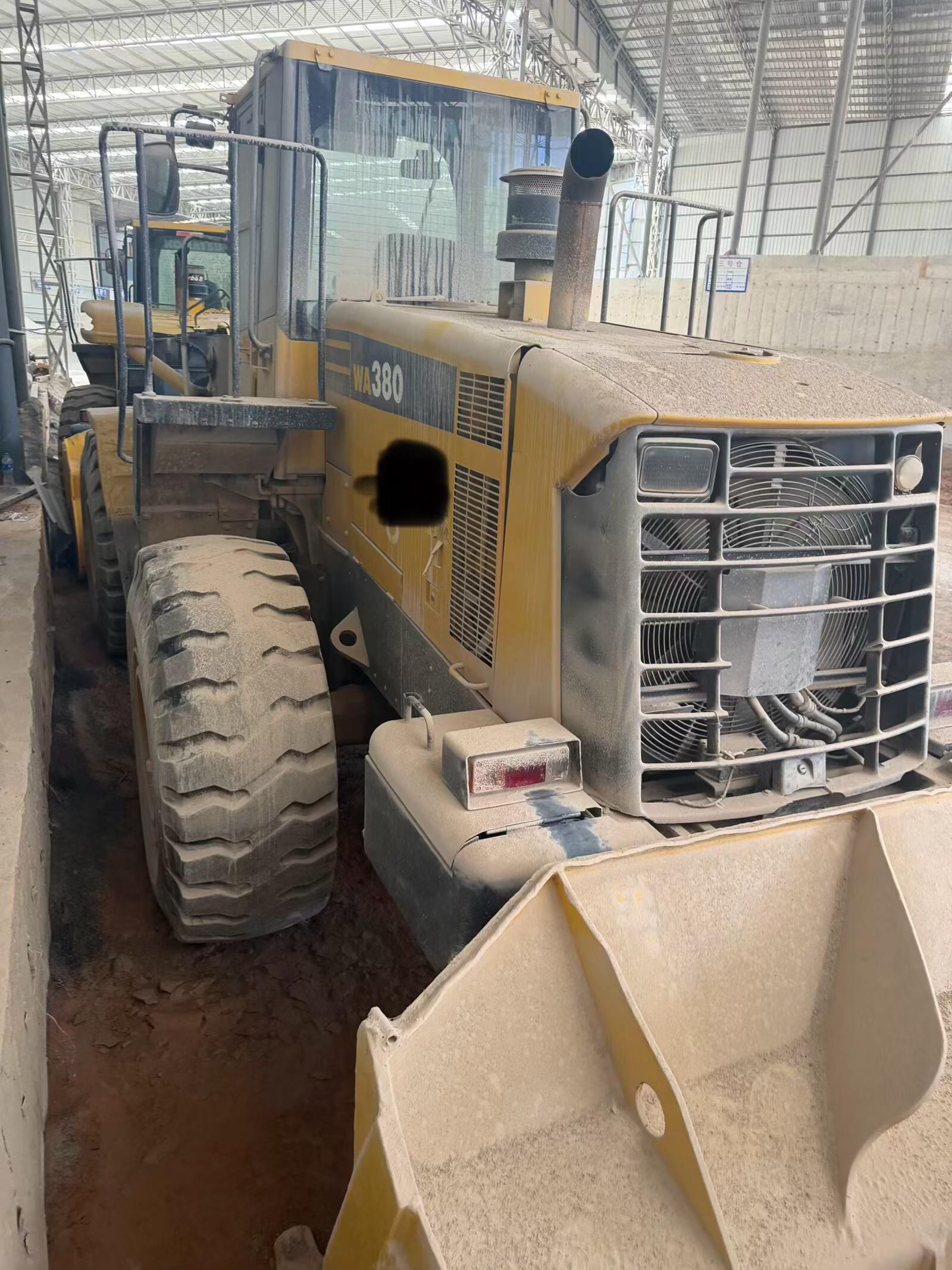 Buy Komatsu WA380-3 Used Excavator / 2 Buy Komatsu WA380-3 Used Excavator / 2