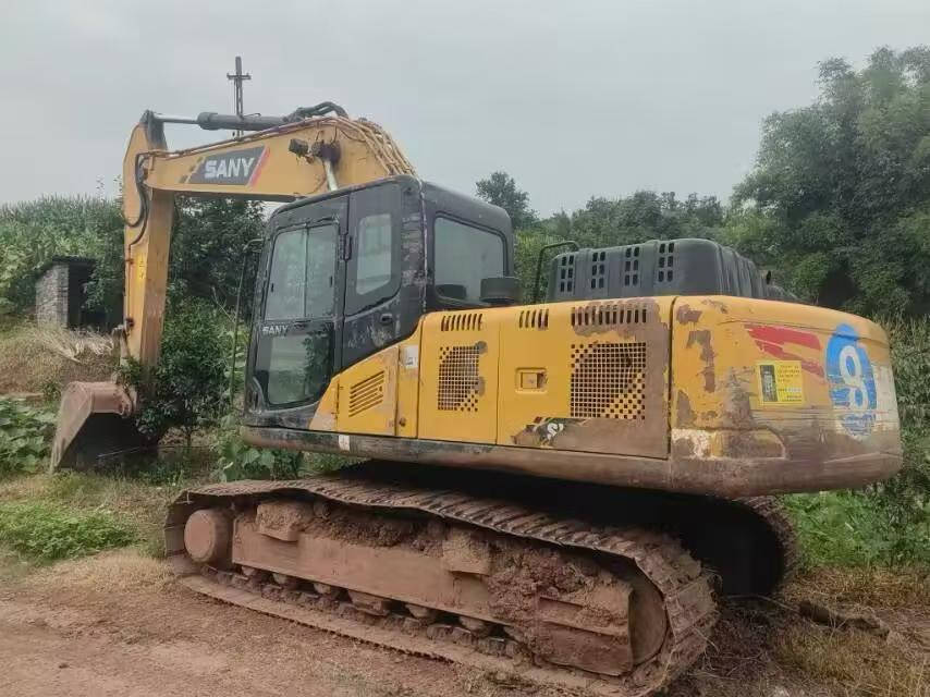Buy Sany SY200C Used Excavator / 1