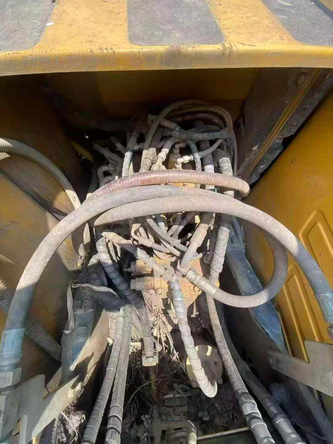 Buy Sany SY135-8S Used Excavator / 3 Buy Sany SY135-8S Used Excavator / 3