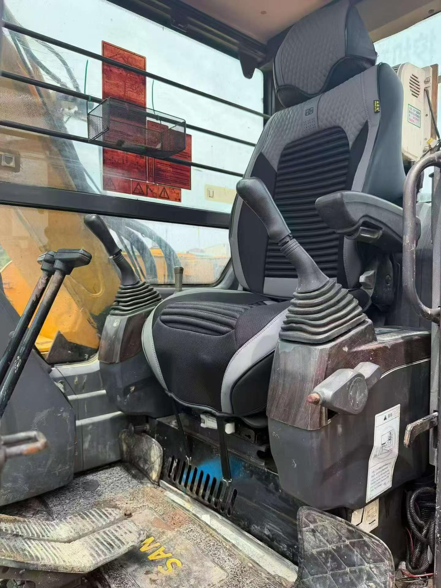 Buy Sany SY65C Used Excavator / 4