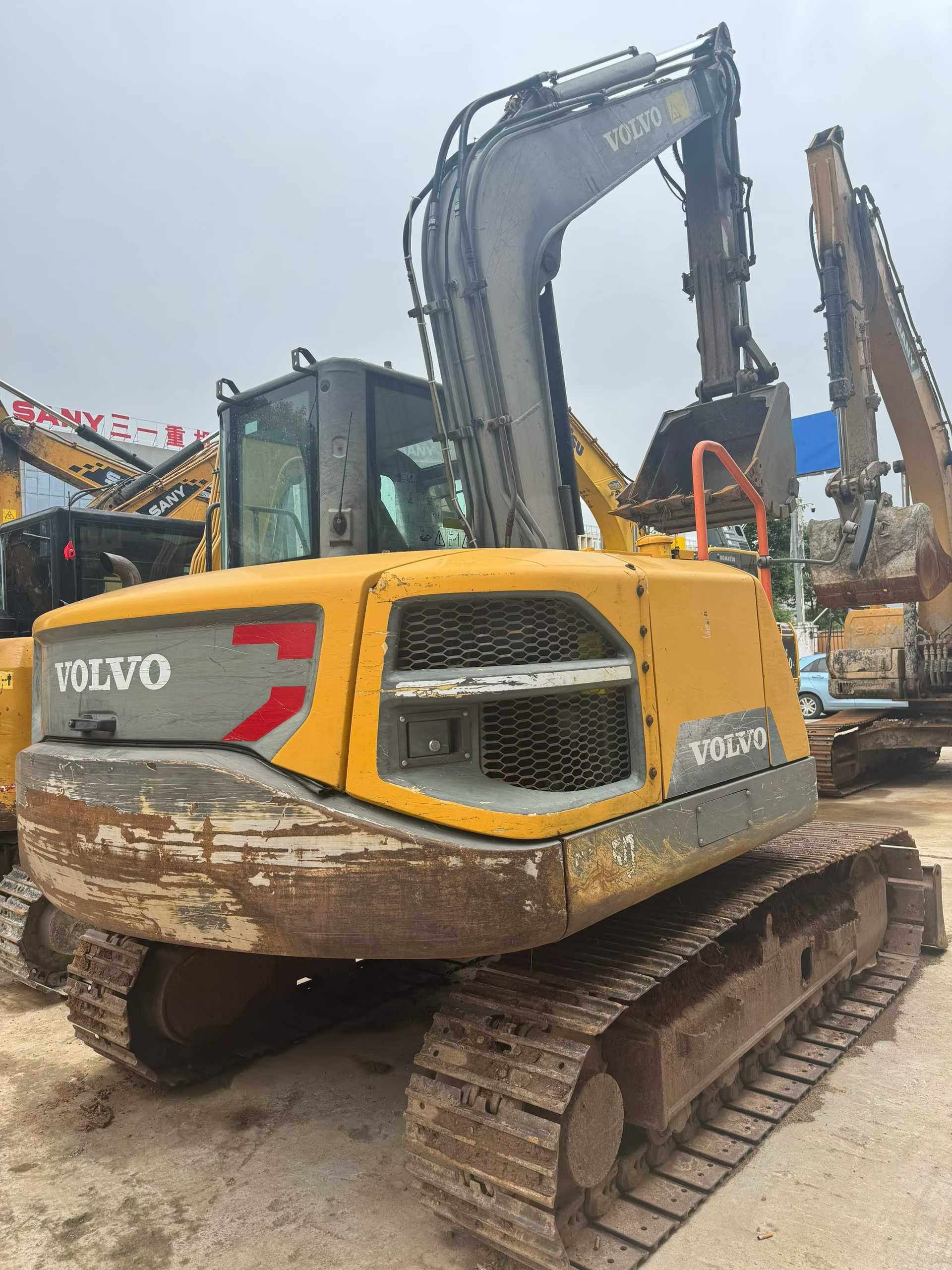 Buy Volvo EC75D Used Excavator / 3 Buy Volvo EC75D Used Excavator / 3