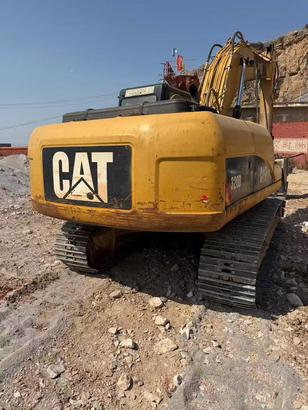 Buy Caterpillar 320D Used Excavator / 2 Buy Caterpillar 320D Used Excavator / 2