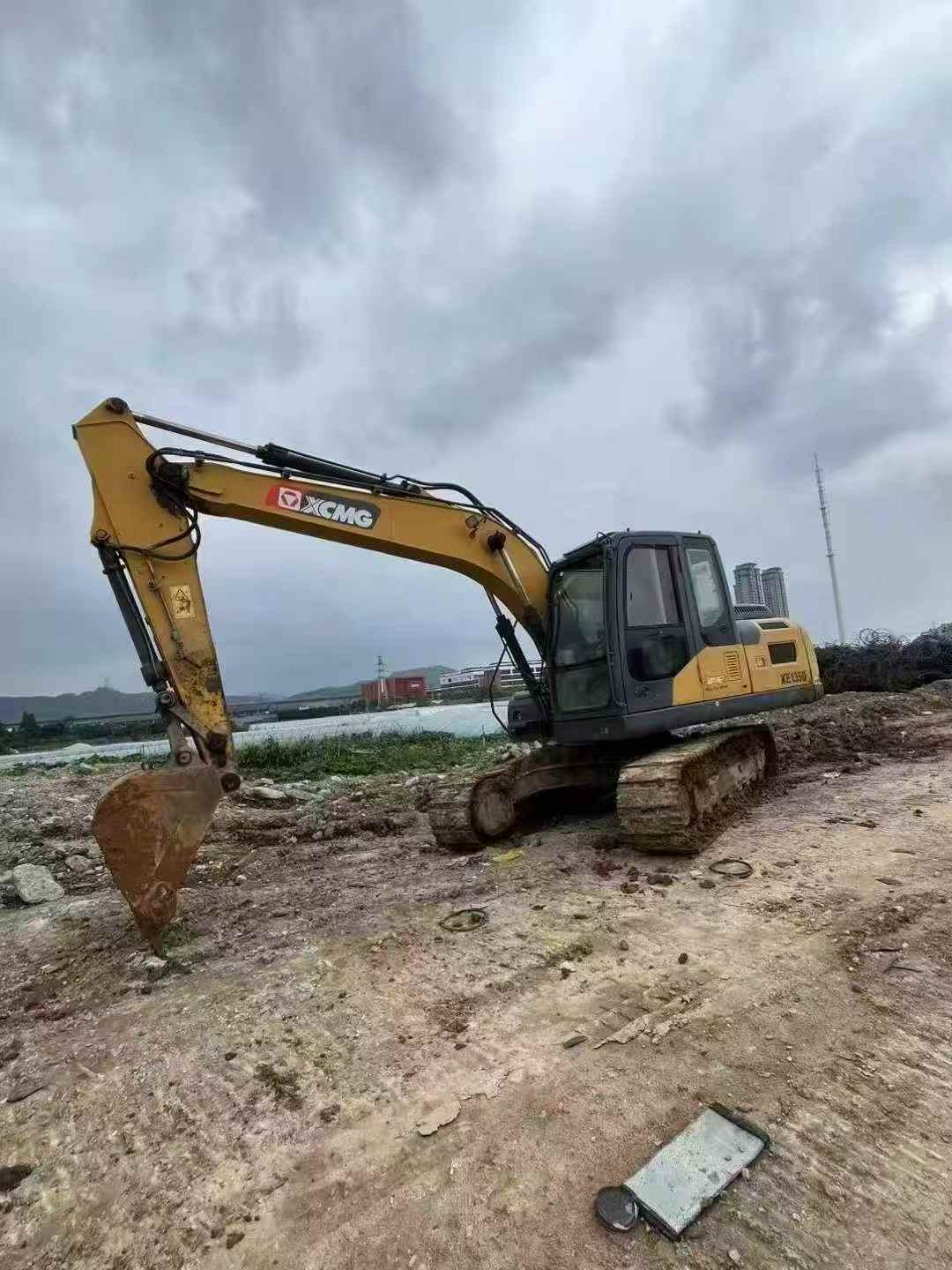 Buy XCMG Used Excavator / 1