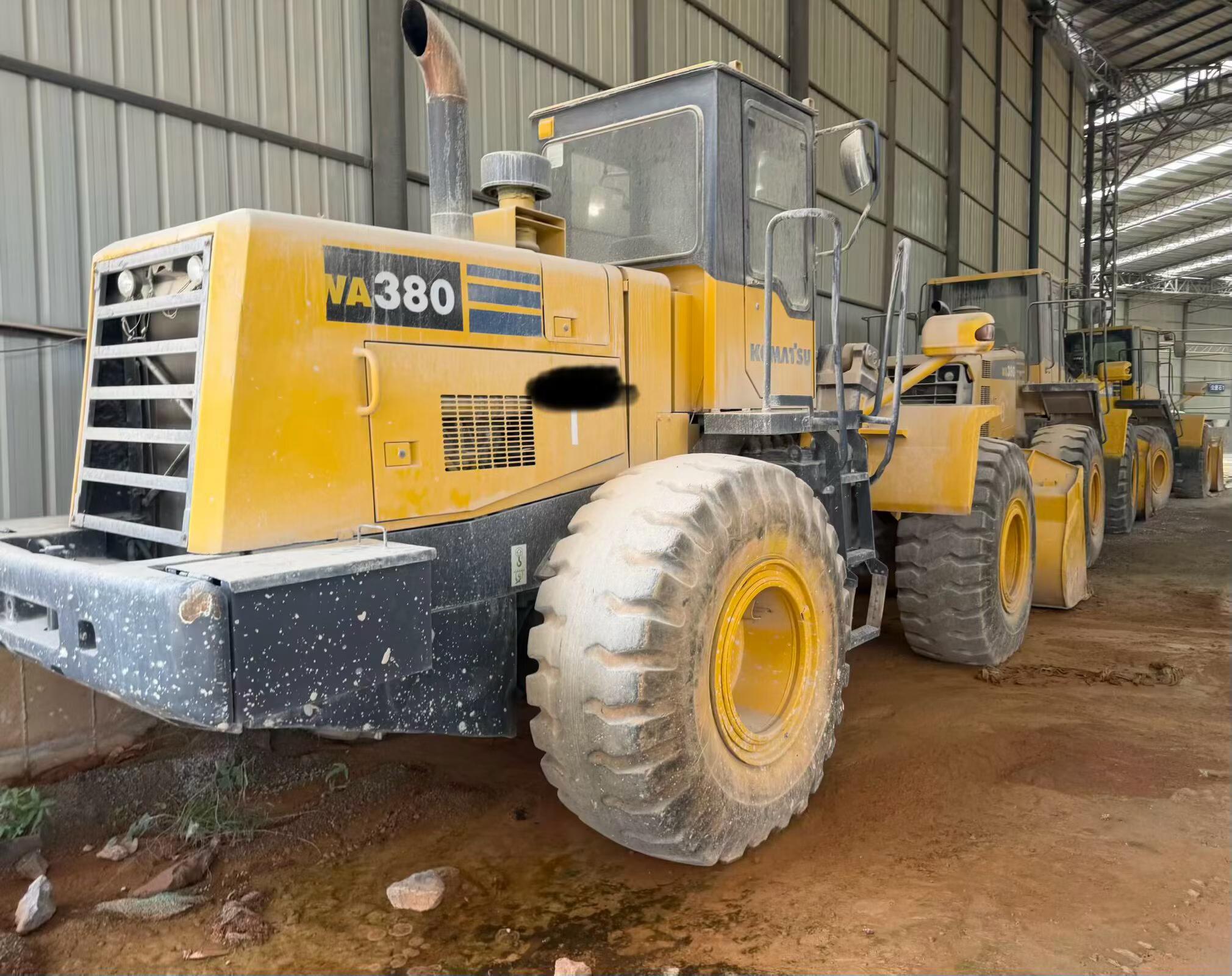 Buy Komatsu WA380-3 Used Excavator / 1
